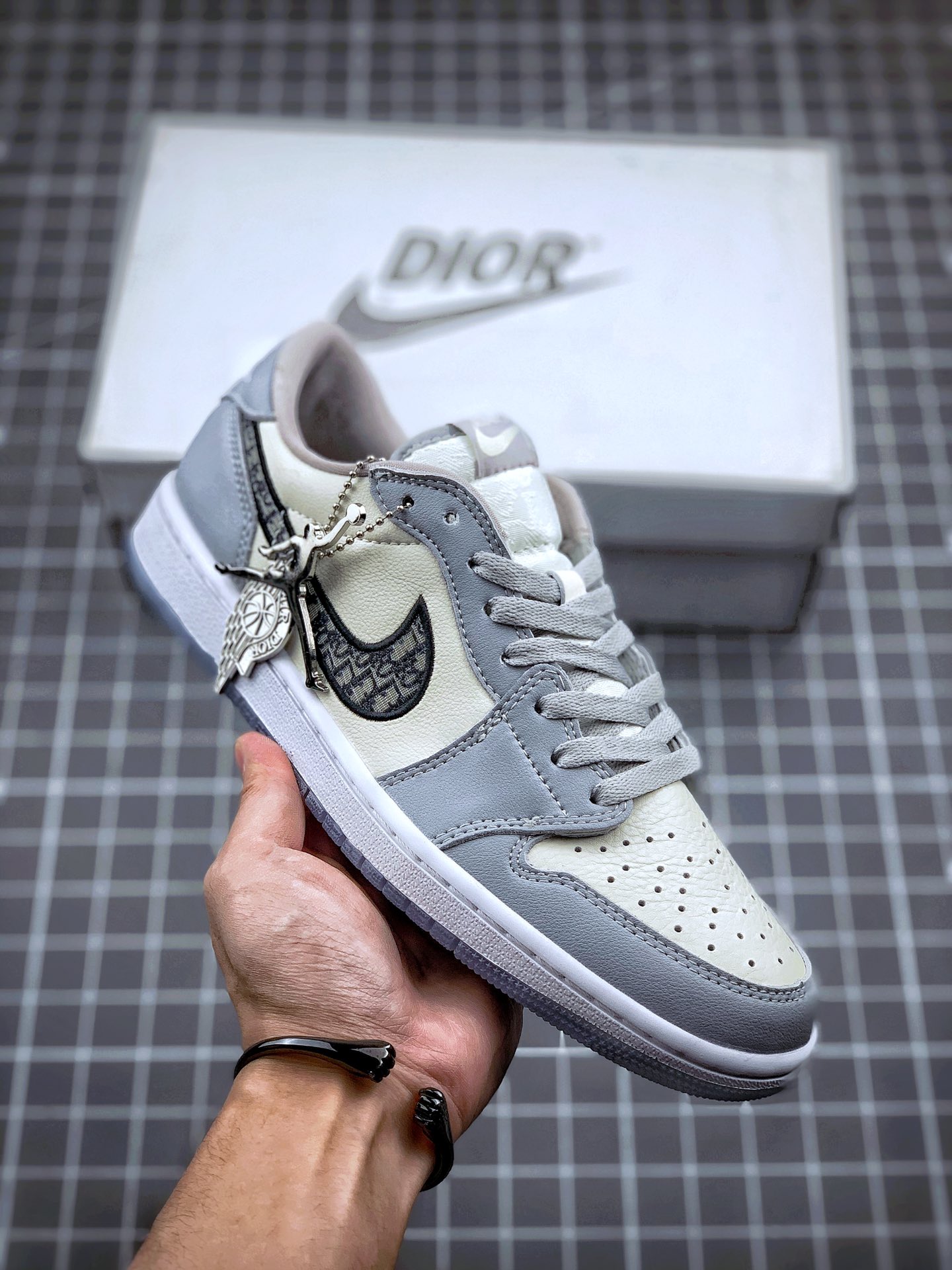 240 Dior x Air Jordan 1 Low 迪奥低帮 原盒头层正确版本