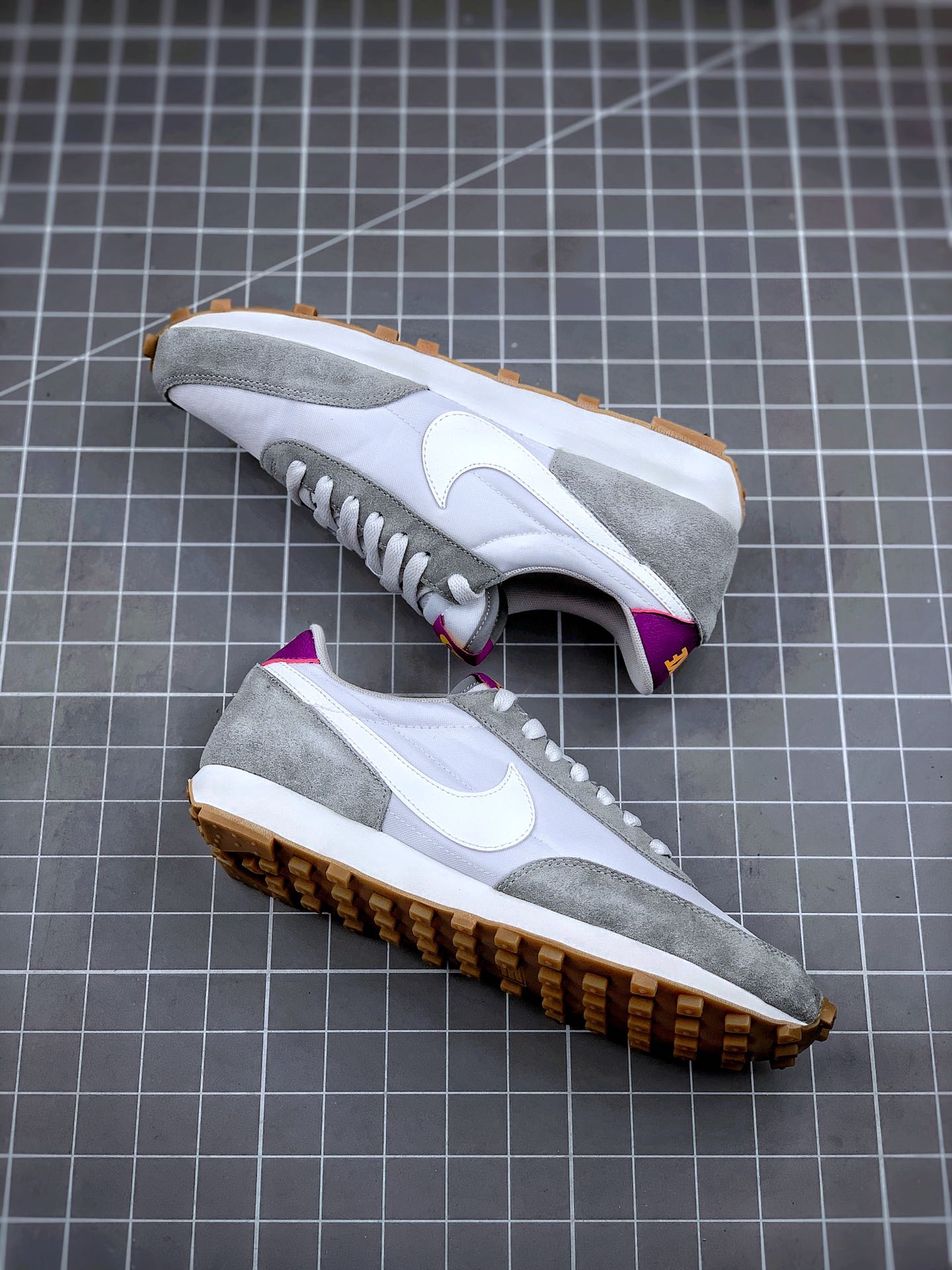 170 独家台湾进口翻毛皮出货   Nike Daybreak SP 华夫复古跑鞋