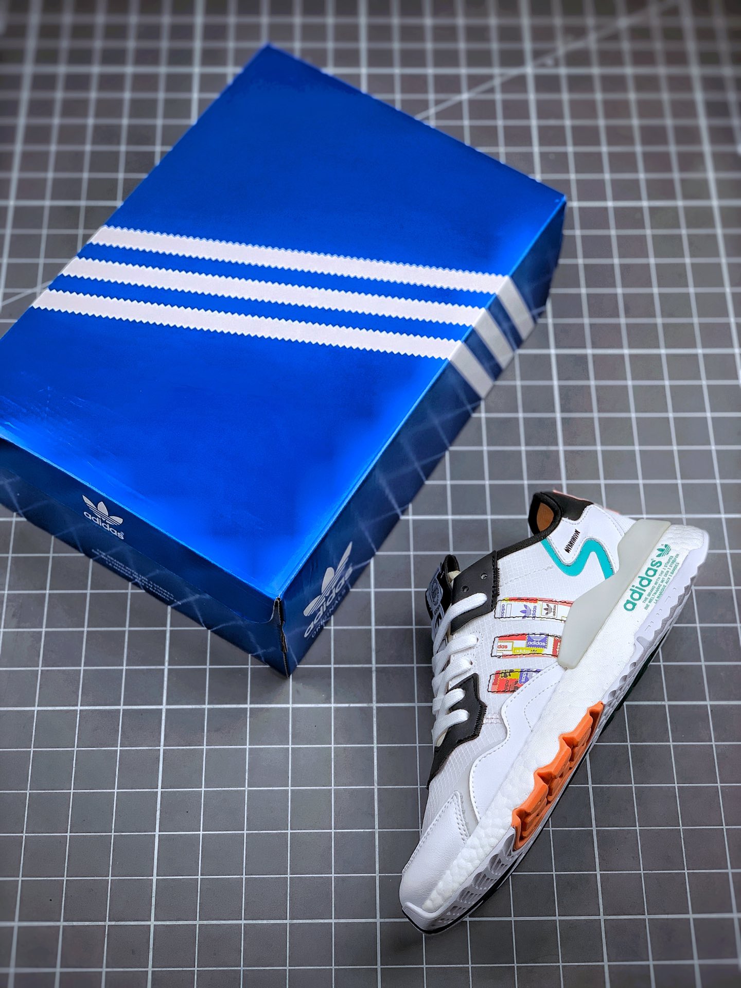 220 Adidas Nite Jogger 2019 Boost 三叶草串标 联名夜行者 FX3811