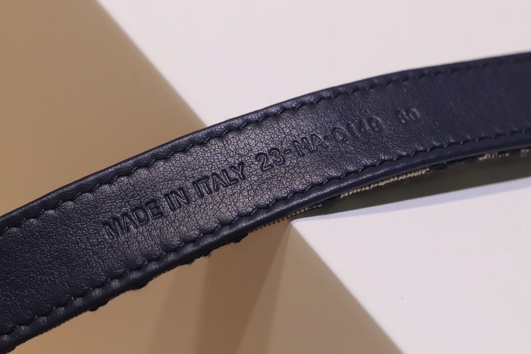 “Christian Dior Black Leather Belt: Original Design, 20mm Width, All-Market Logo Font” - 图片 7
