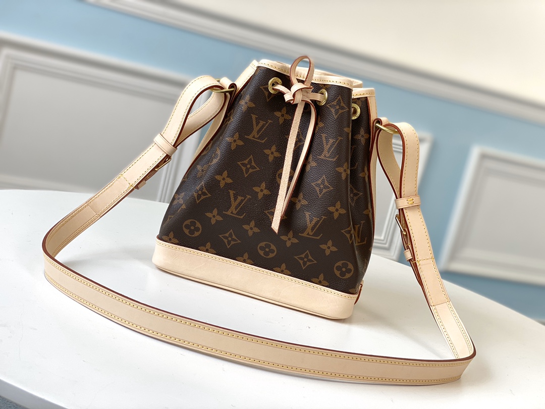 Louis Vuitton Bags Handbags Damier Azur Canvas Casual M40817