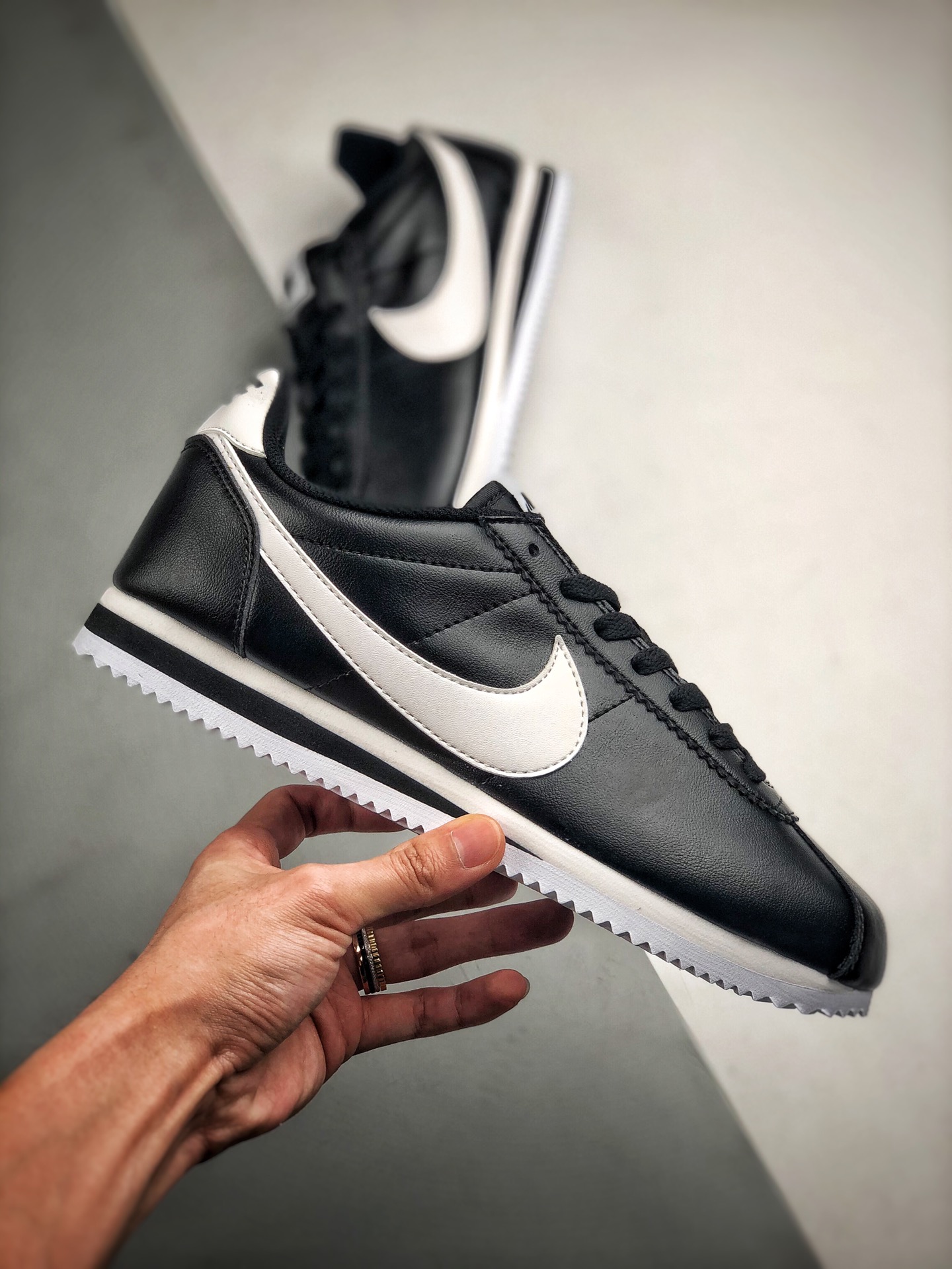 170 Nike Classic Cortez princess  阿甘白黑 官网经典长青款 天猫