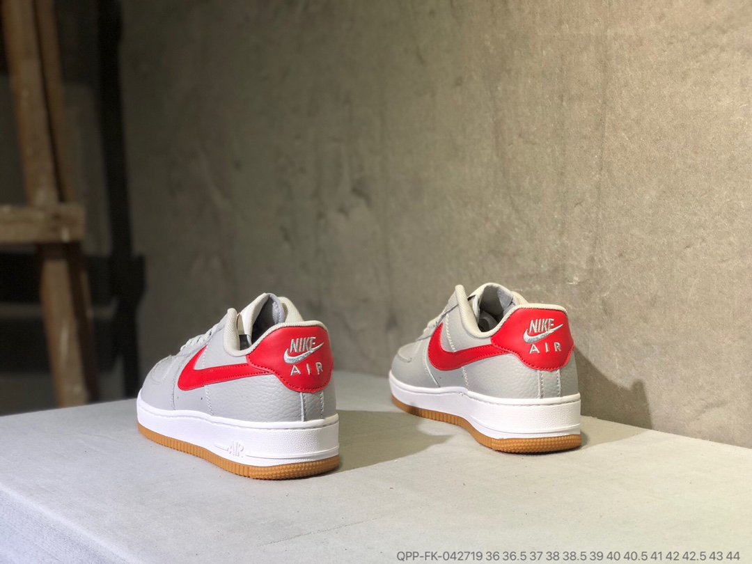 110 真标半码 Nike Air Force 1 空军一号低帮板鞋