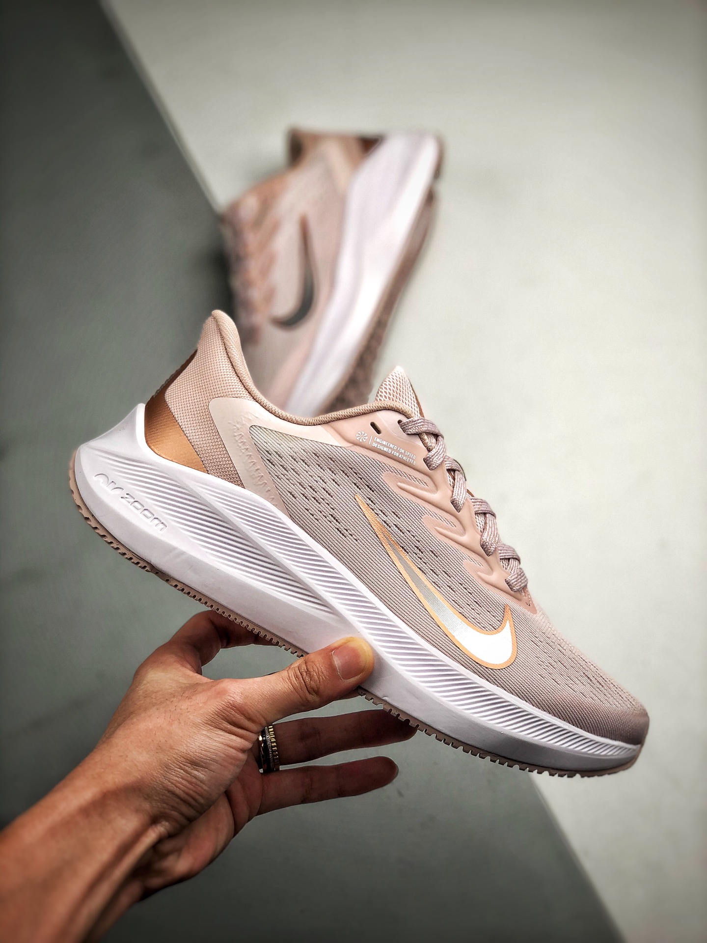 200 Nk Air Zoom Winflo 7代  网 透面 气 训 跑练 步鞋 CJ0302-601