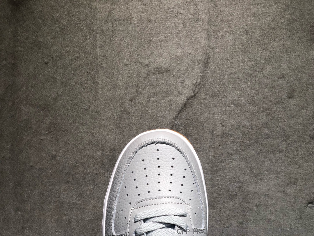110 真标半码 Nike Air Force 1 空军一号低帮板鞋