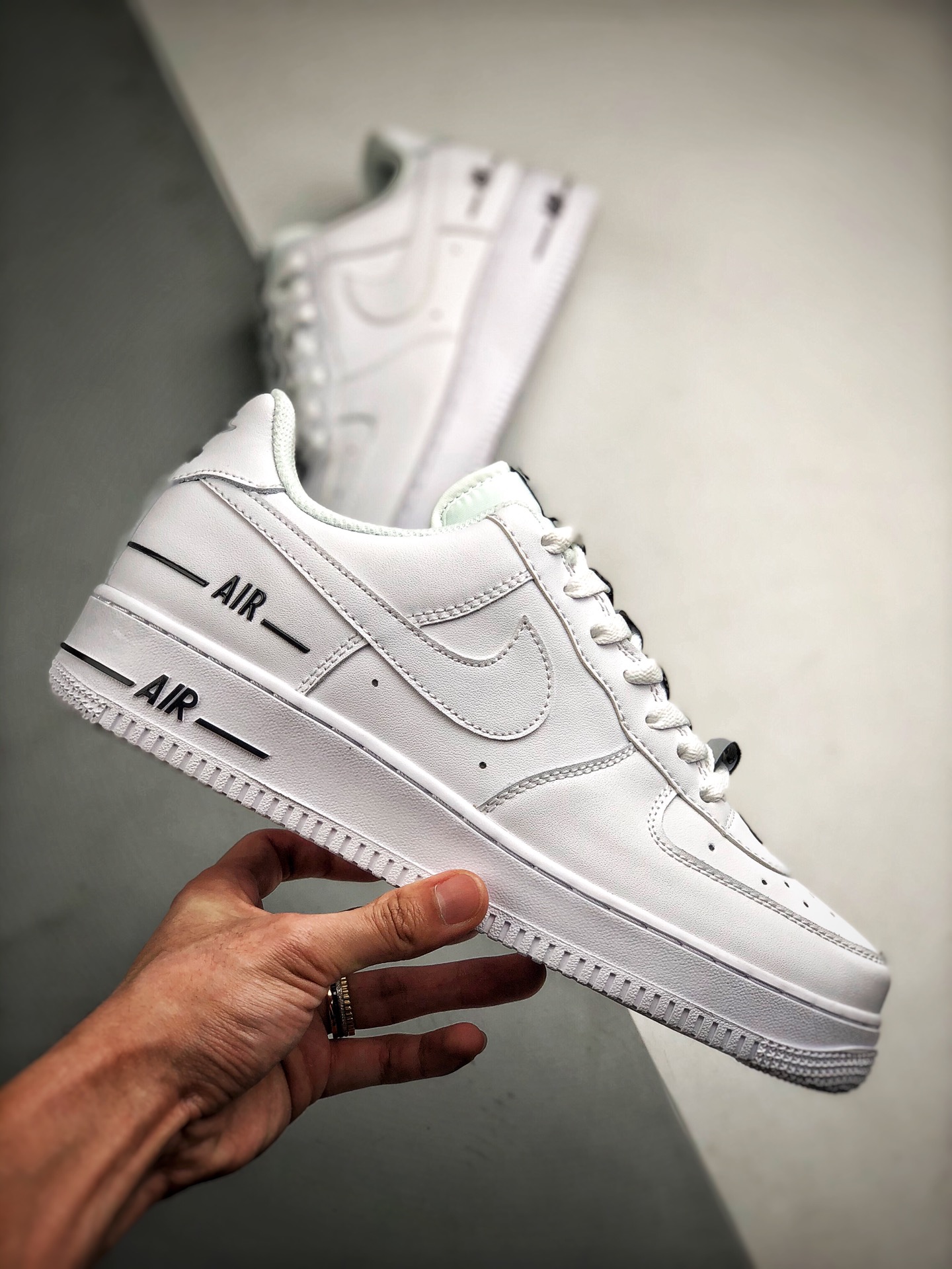 170 Air Force 1  “Double Air”  黑白LOGO 串标设计 实拍首发 柔软、弹性十足的缓震性能和出色的中底设计