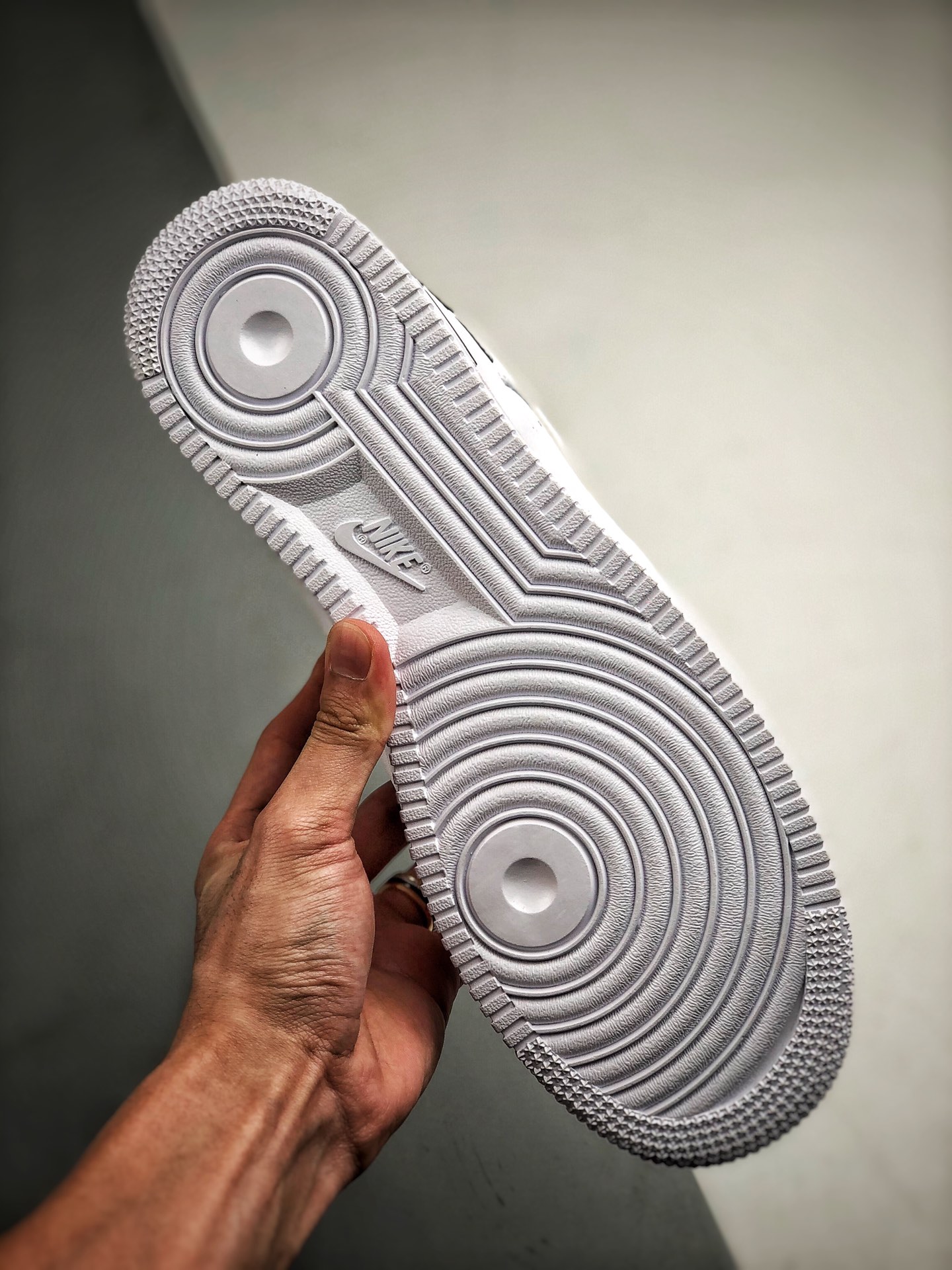 170 Air Force 1  “Double Air”  黑白LOGO 串标设计 实拍首发 柔软、弹性十足的缓震性能和出色的中底设计