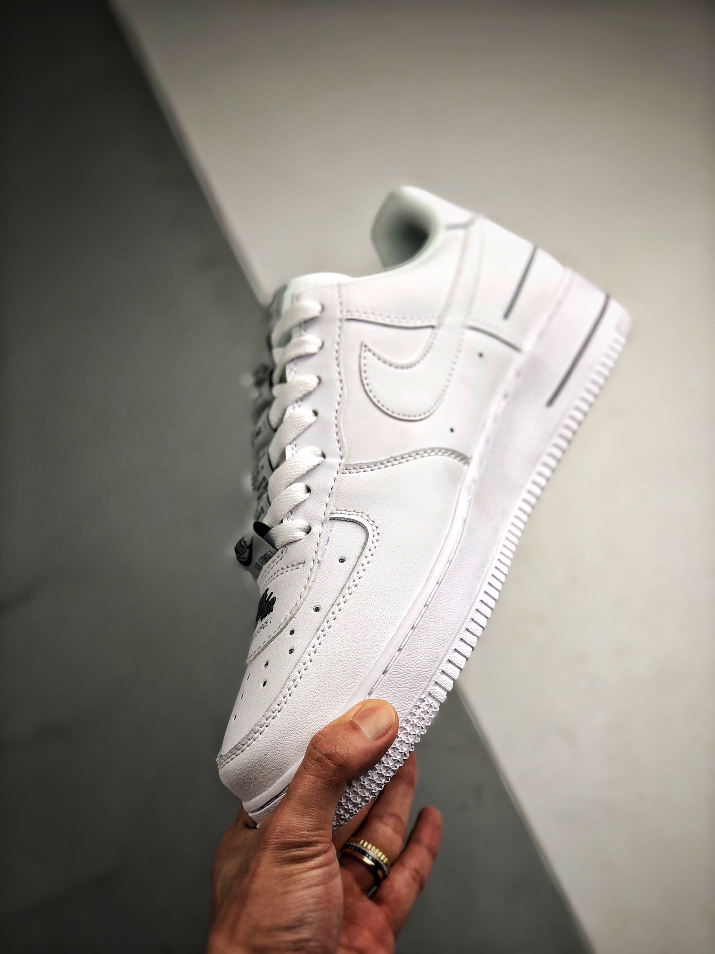 170 Air Force 1  “Double Air”  黑白LOGO 串标设计 实拍首发 柔软、弹性十足的缓震性能和出色的中底设计