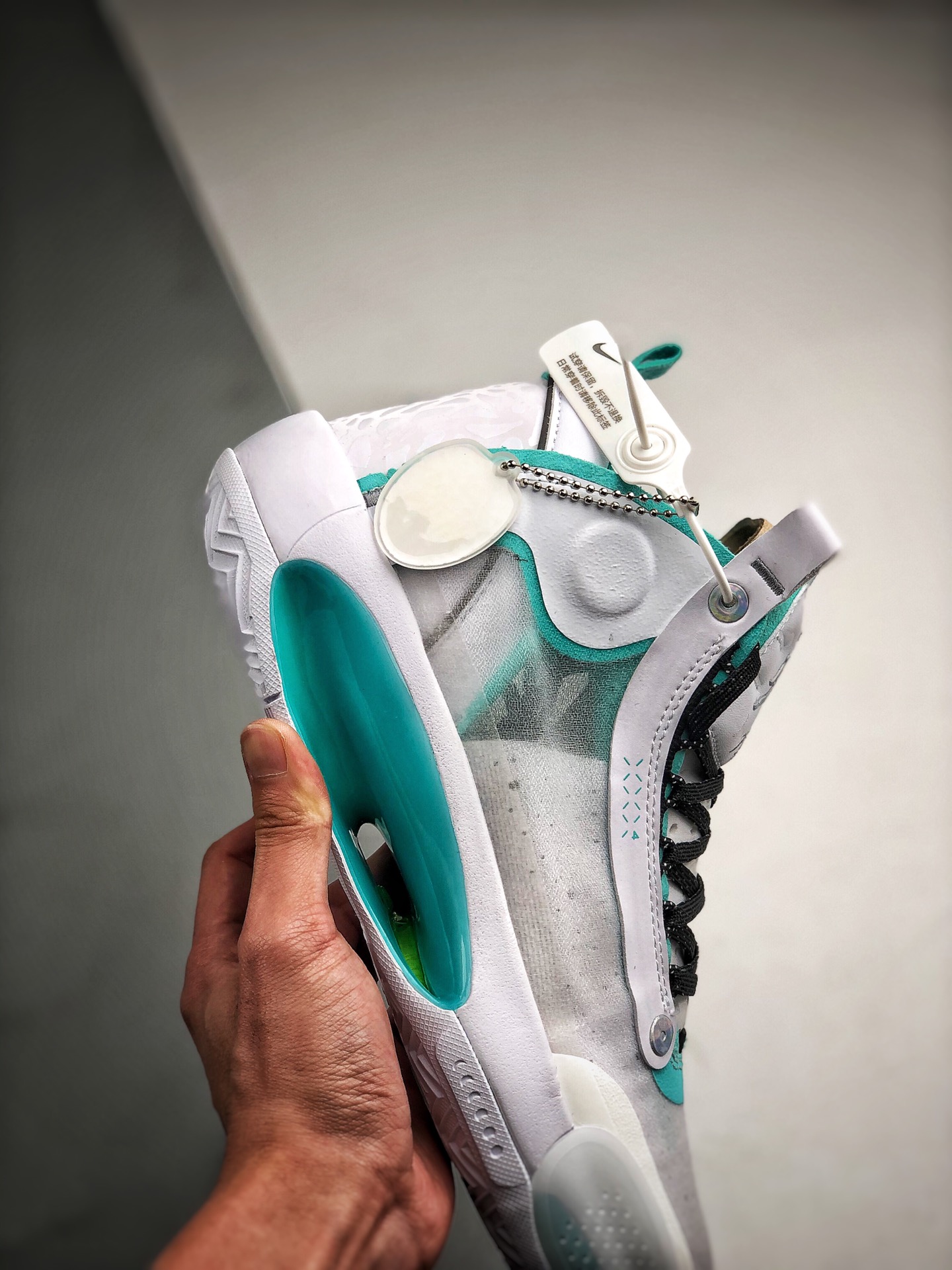330 Air Jordan XXXIV 郭艾伦限定 年度实战旗舰 最强灭世