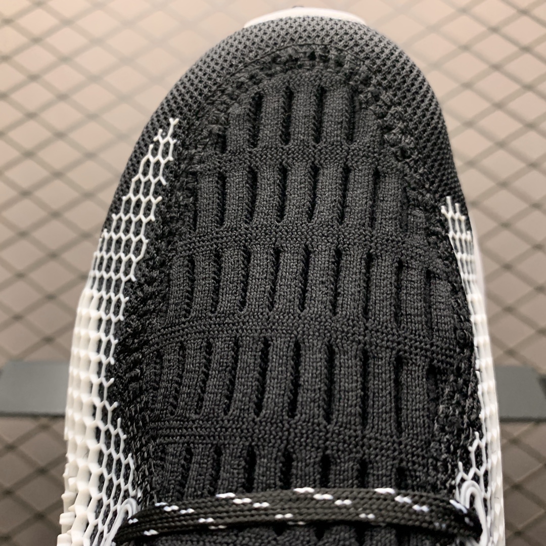 220 Adidas 阿迪达斯 AlphaBounce  Beyond m 阿尔法10代 网面休闲跑步鞋 CG5595