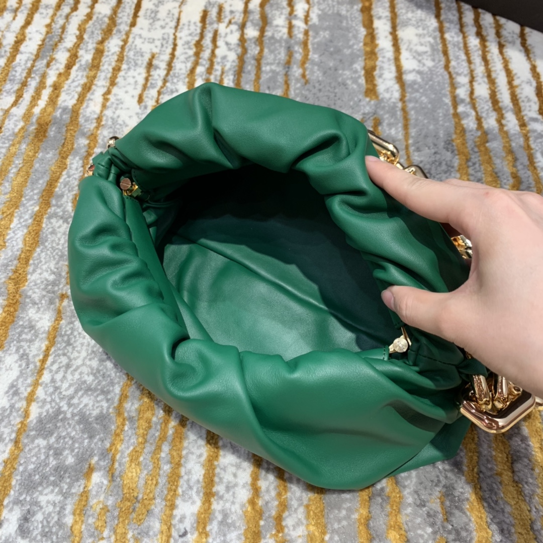 Bottega Veneta ๐๐๐ ๐พ๐๐ผ๐๐ ๐๐๐๐พ๐ 31CM BAG 620230ไผฆๆฆ็ปฟ/้้พ