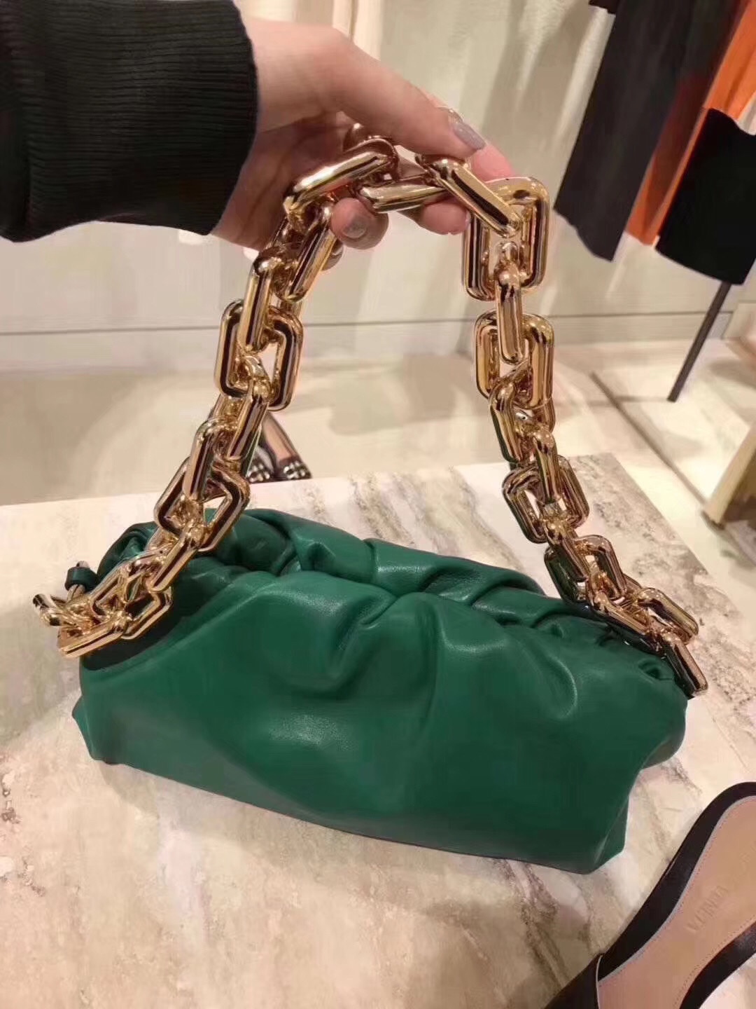 Bottega Veneta ๐๐๐ ๐พ๐๐ผ๐๐ ๐๐๐๐พ๐ 31CM BAG 620230ไผฆๆฆ็ปฟ/้้พ
