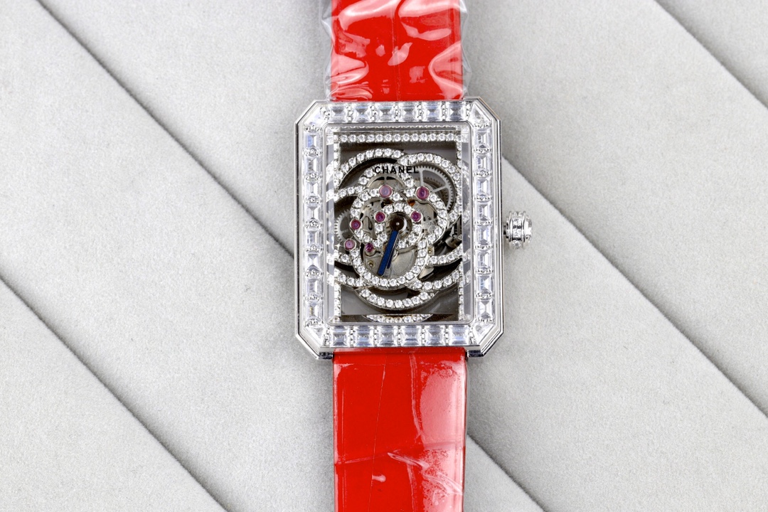 Chanel Première clear gem-set rectangular case / clear gem-set bezel / skeleton dial / black leather strap 26mm Women's Quartz