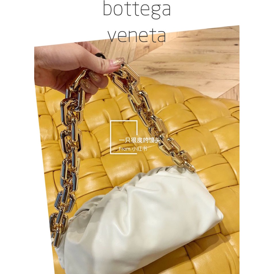Bottega Veneta ๐๐๐ ๐พ๐๐ผ๐๐ ๐๐๐๐พ๐ 31CM BAG 620230็ฝ่ฒ/้้พ