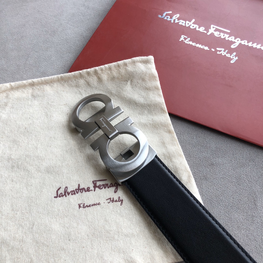 I5  Salvatore Ferragamo菲拉格慕男士3.5cm经典双圈自动扣,进口双面头层牛皮腰带,精致耐用耐看耐搭配.