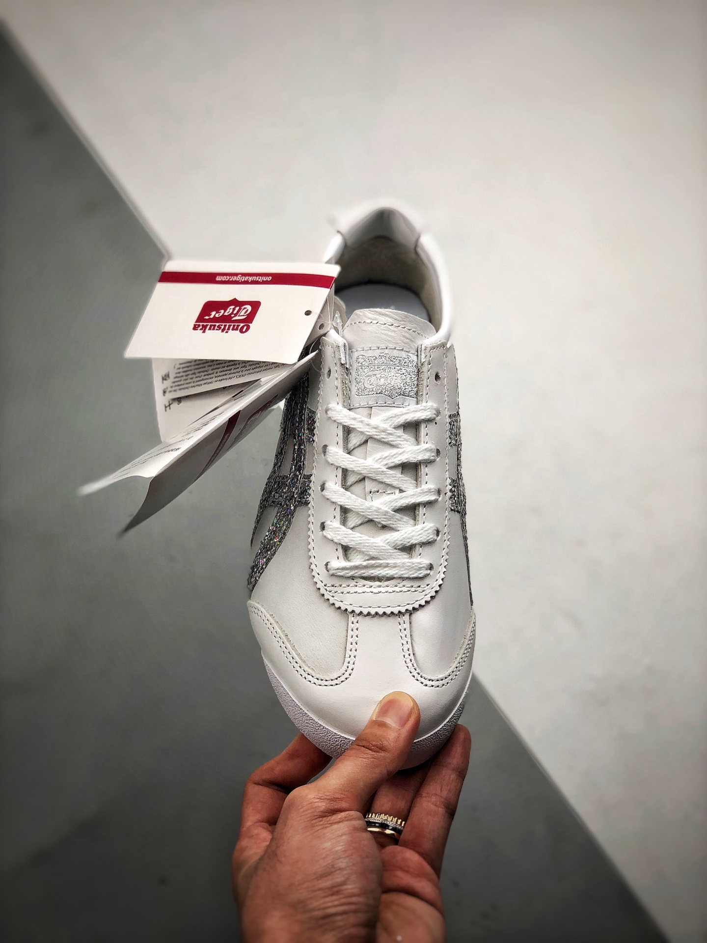 190 Onitsuka Tiger/鬼塚虎官网新品 MEXICO66 白银亮片小白鞋