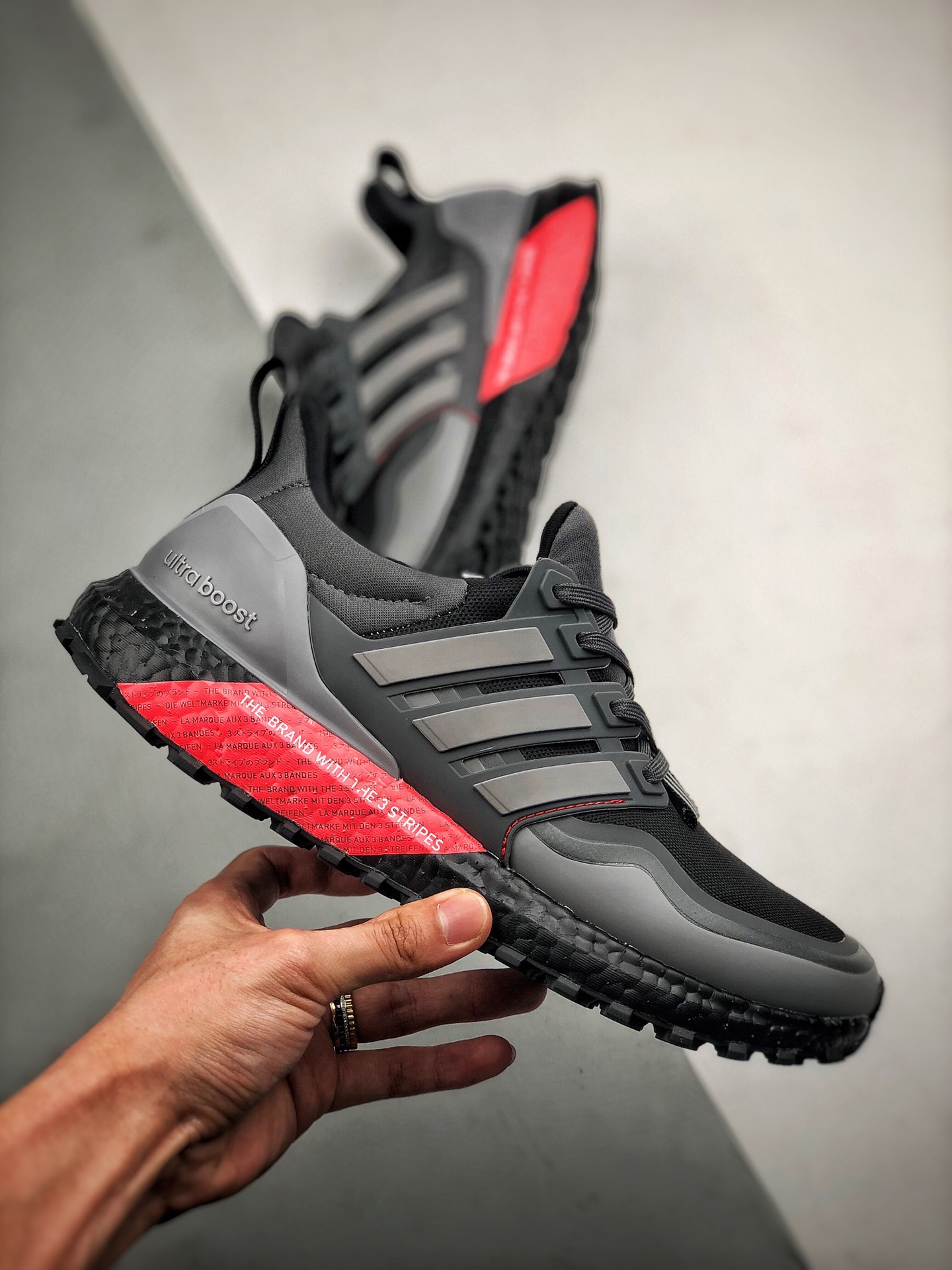 250 Ad Ultraboost All Terrain 4.0  全掌爆米花休闲运动跑鞋 官方同步