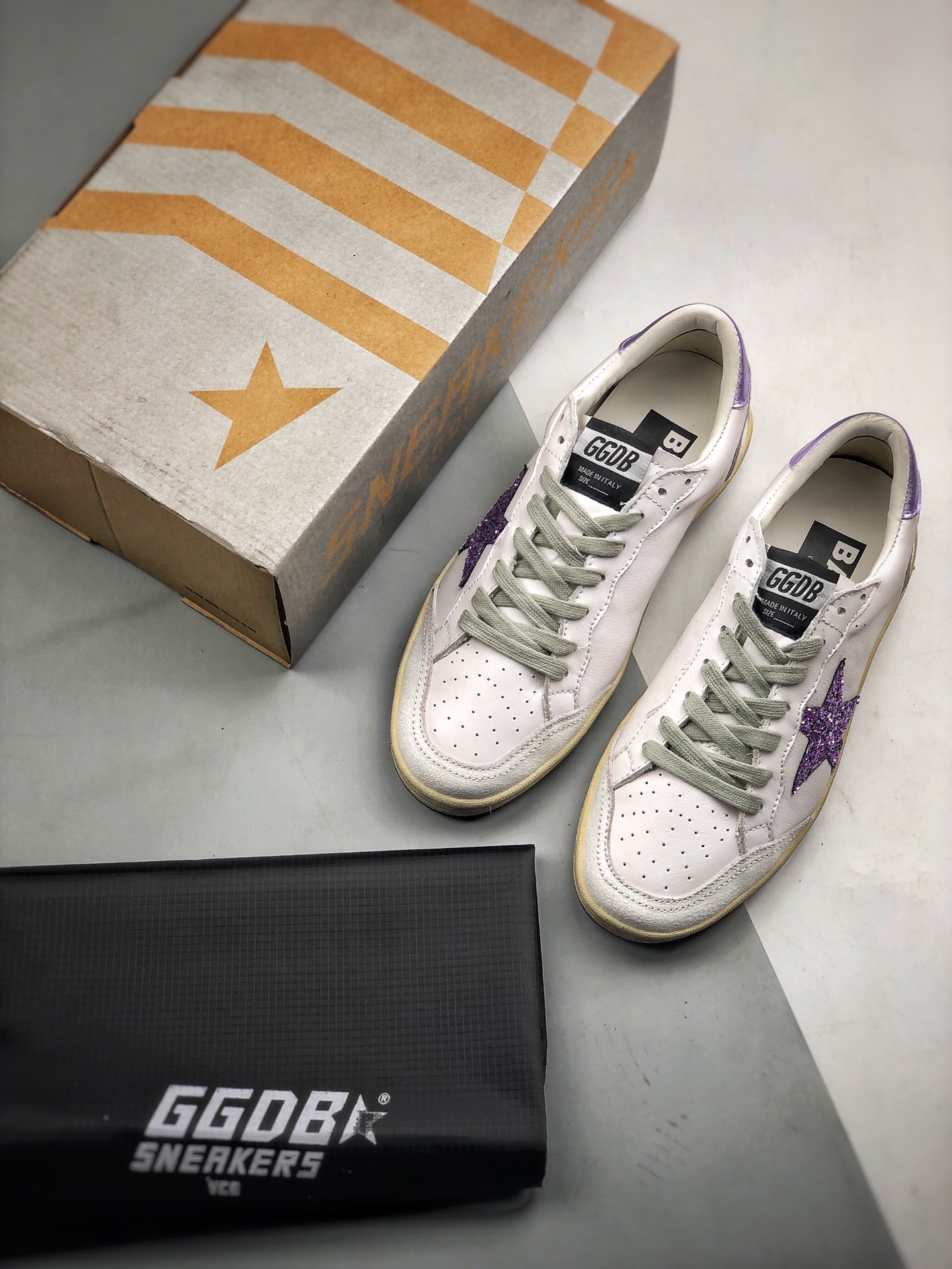 240 GGDB Golden Goose Super Star 系列小脏运动鞋 19ss官方新款 火爆全网各路明星纷纷上脚