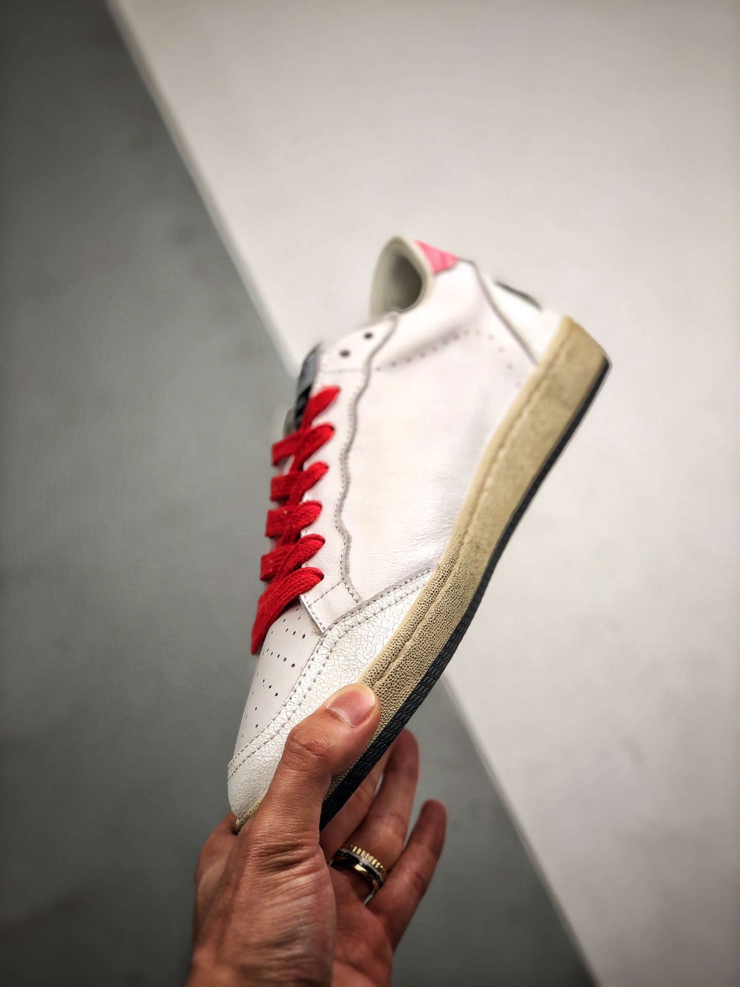 240 GGDB Golden Goose Super Star 系列小脏运动鞋 19ss官方新款 火爆全网各路明星纷纷上脚