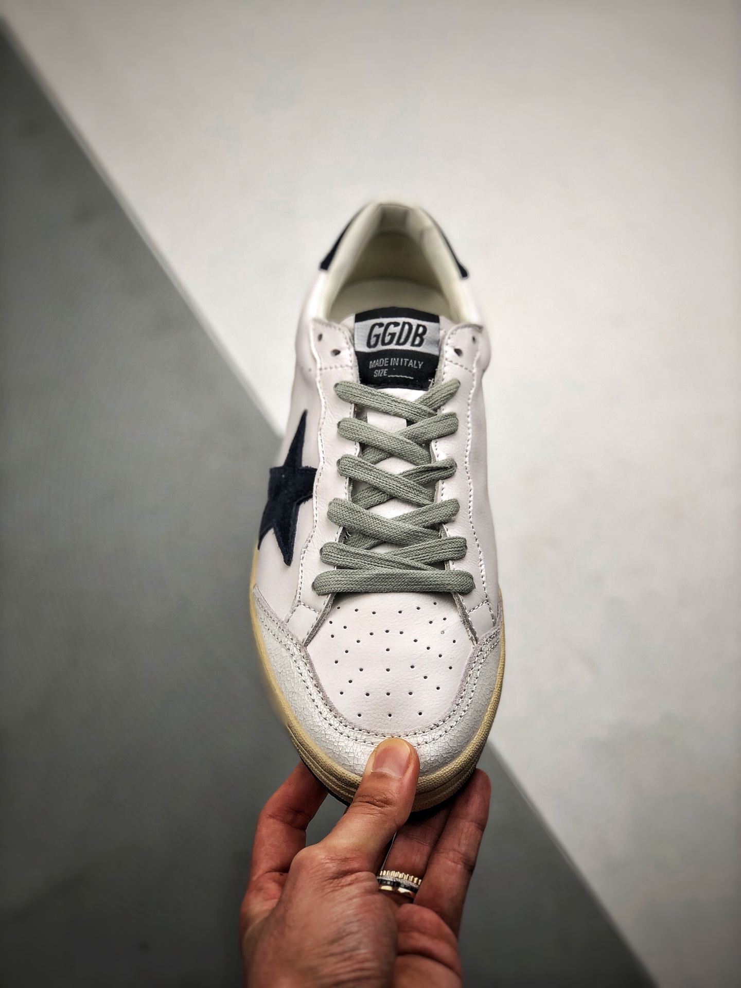 240 GGDB Golden Goose Super Star 系列小脏运动鞋 19ss官方新款 火爆全网各路明星纷纷上脚