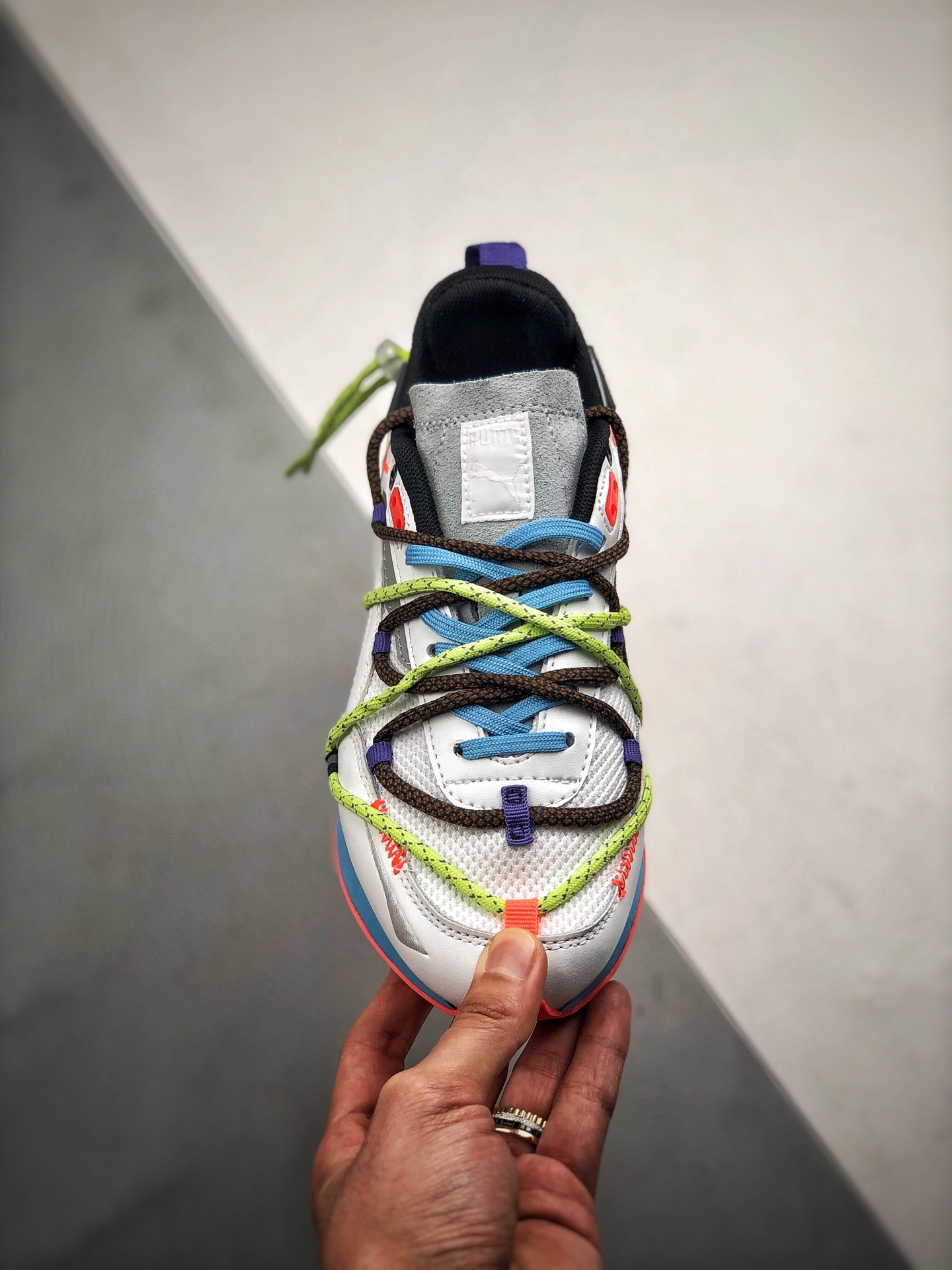 230 Puma x Central Saint Martins Future Rider  彪马复古跑步鞋 A8B0320