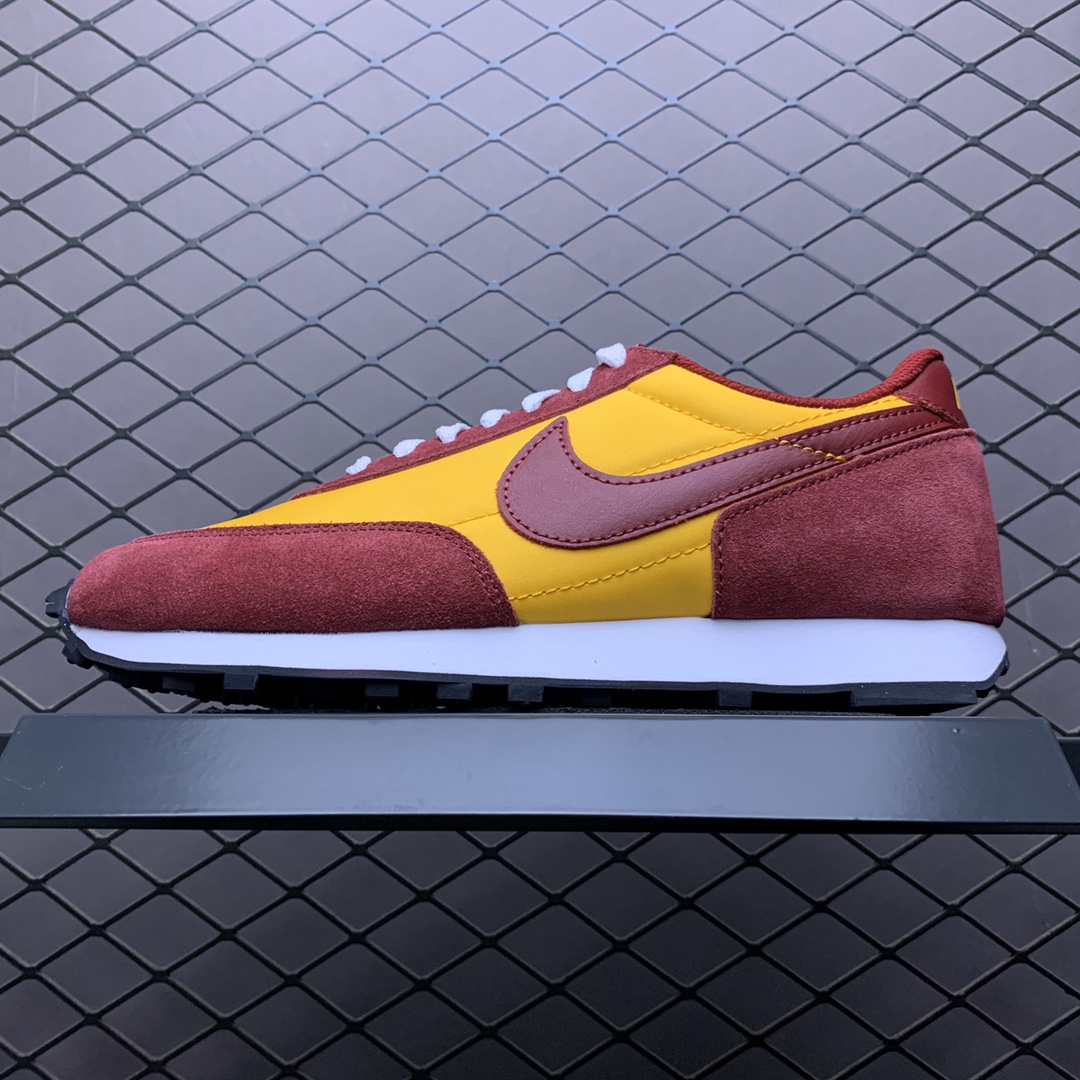 130 Nike Daybreak 华夫复古百搭休闲慢跑鞋 487754-701