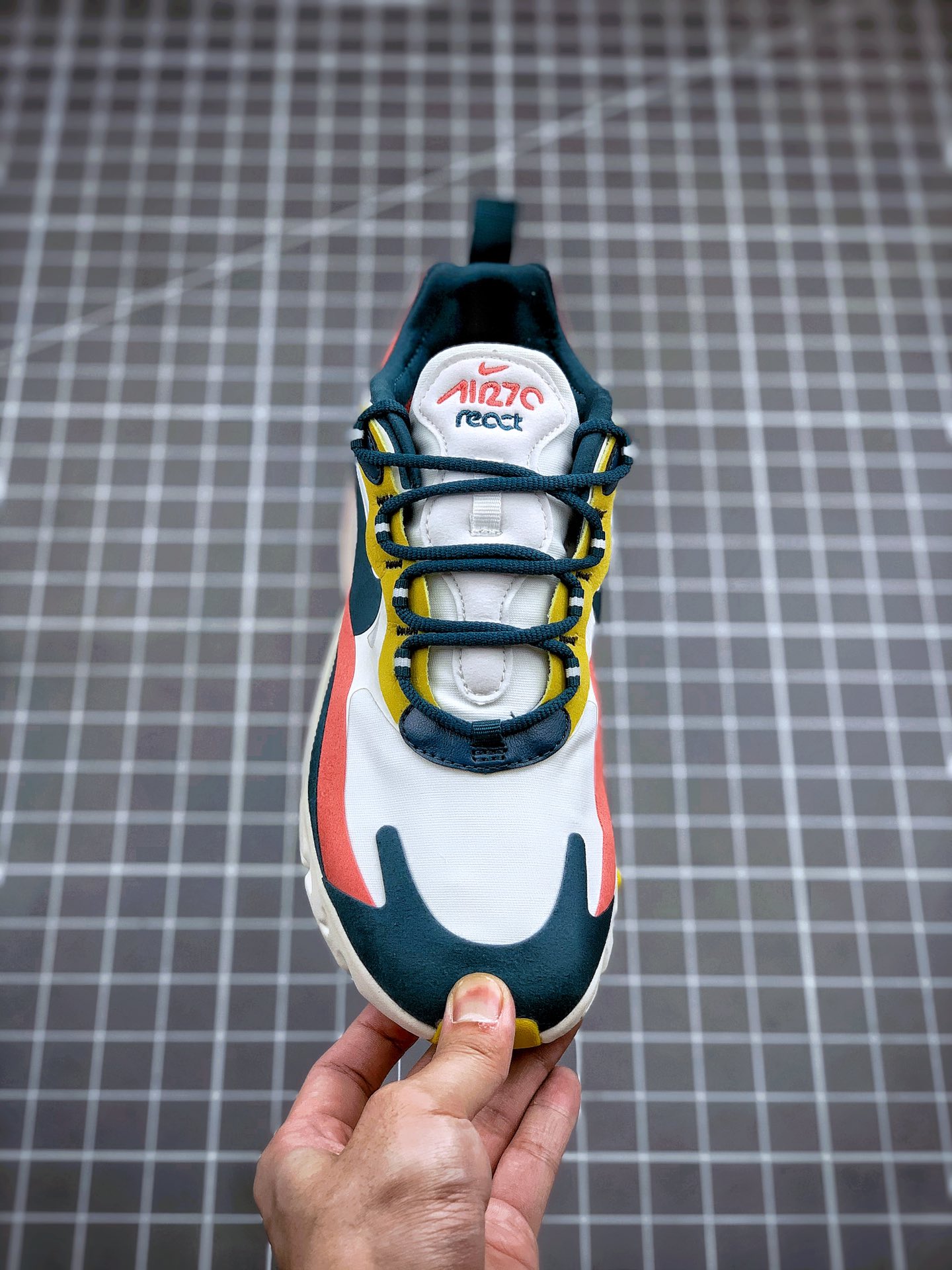 210  Nike Air Max 270 React 新配色 原盒二维码原标 扫描秒进官网CT1264-103
