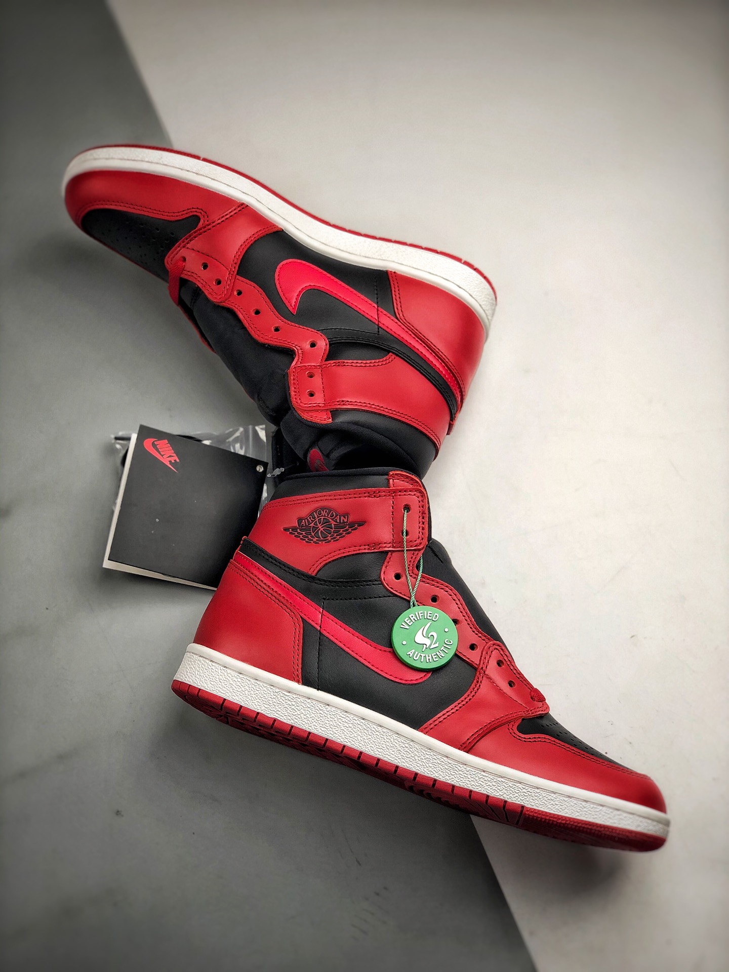 550 Air Jordan 1 High'85”Varsity Red” S2纯原生产出品 反转黑红