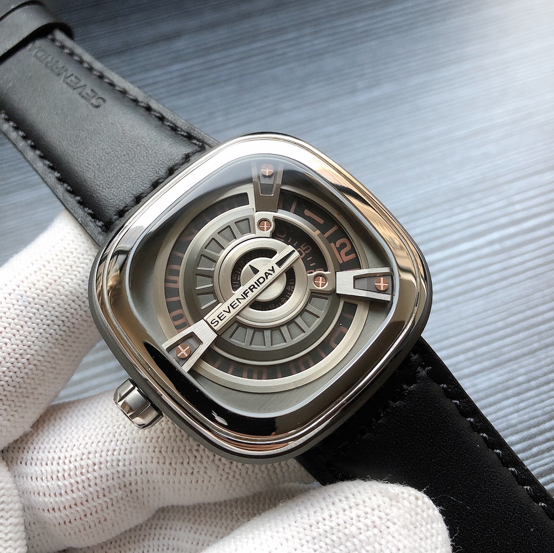 Pedido original Calidad del pedido original: SEVENFRIDAY 🎮 Modelo: M1/03 Movimiento: Movimiento mecánico ori…