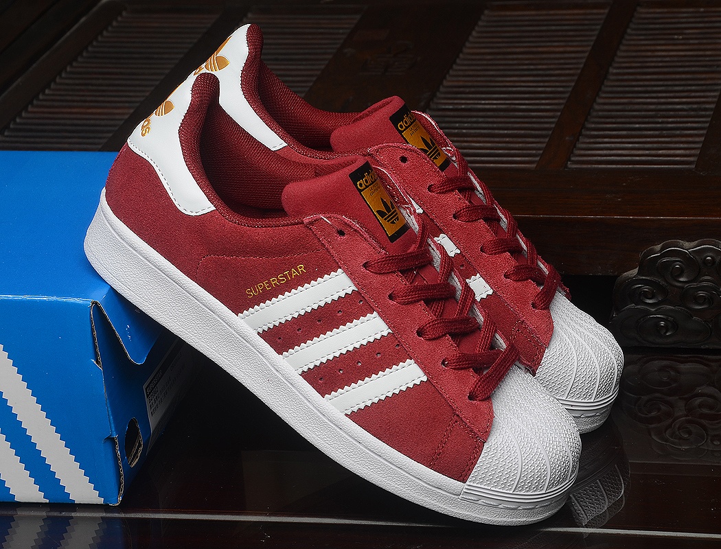 🌊B25962 纯原顶级 头层翻毛皮 超软蓝底! Adidas Superstar 翻毛酒红白金标 男女码:35 44 带半码 货号:B25962 大量现货!