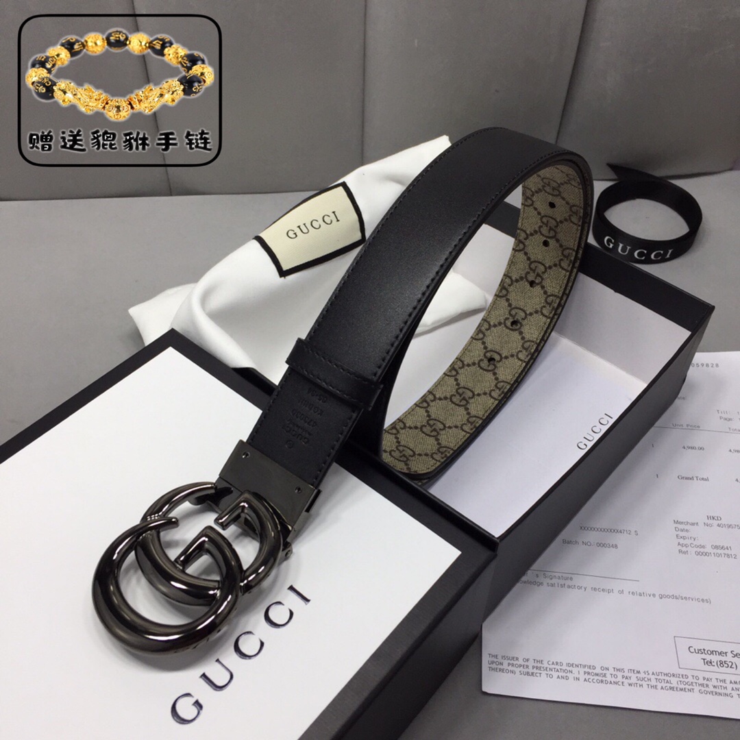 GUCCI.古奇，高级人造革配进口小牛皮底，采用环保工艺制作而成，配以高档皮质滚边，钯色金属旋转钢扣，宽
