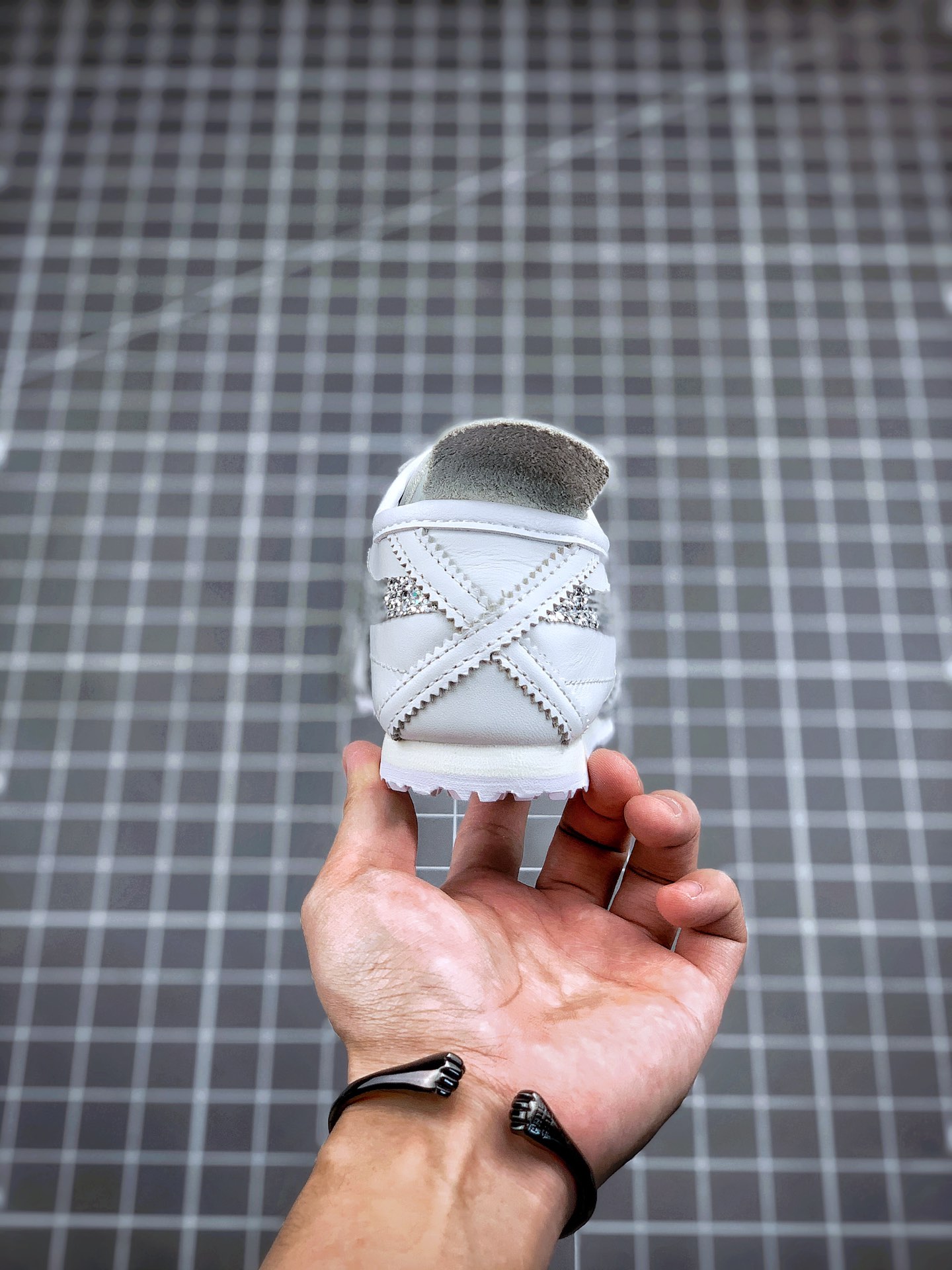 190 Onitsuka Tiger/鬼塚虎官网新品 MEXICO66 白银亮片小白鞋