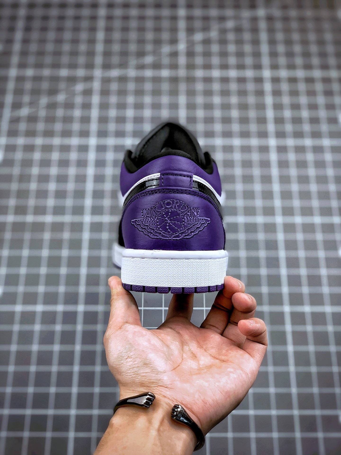 210 Air Jordan 1 Low 经典黑紫  553558-125