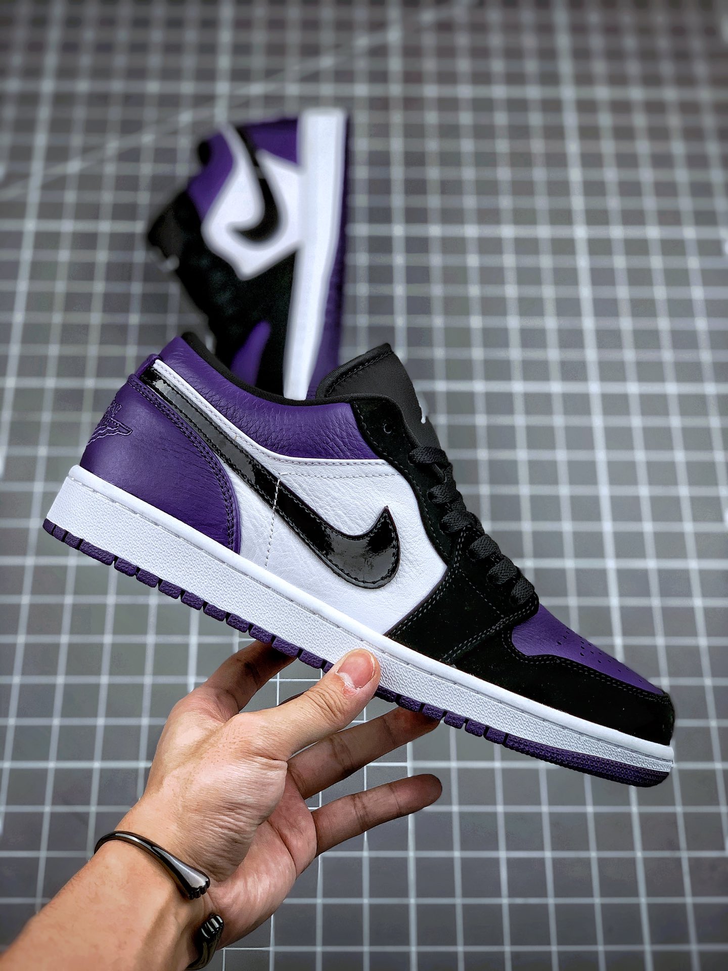 210 Air Jordan 1 Low 经典黑紫  553558-125