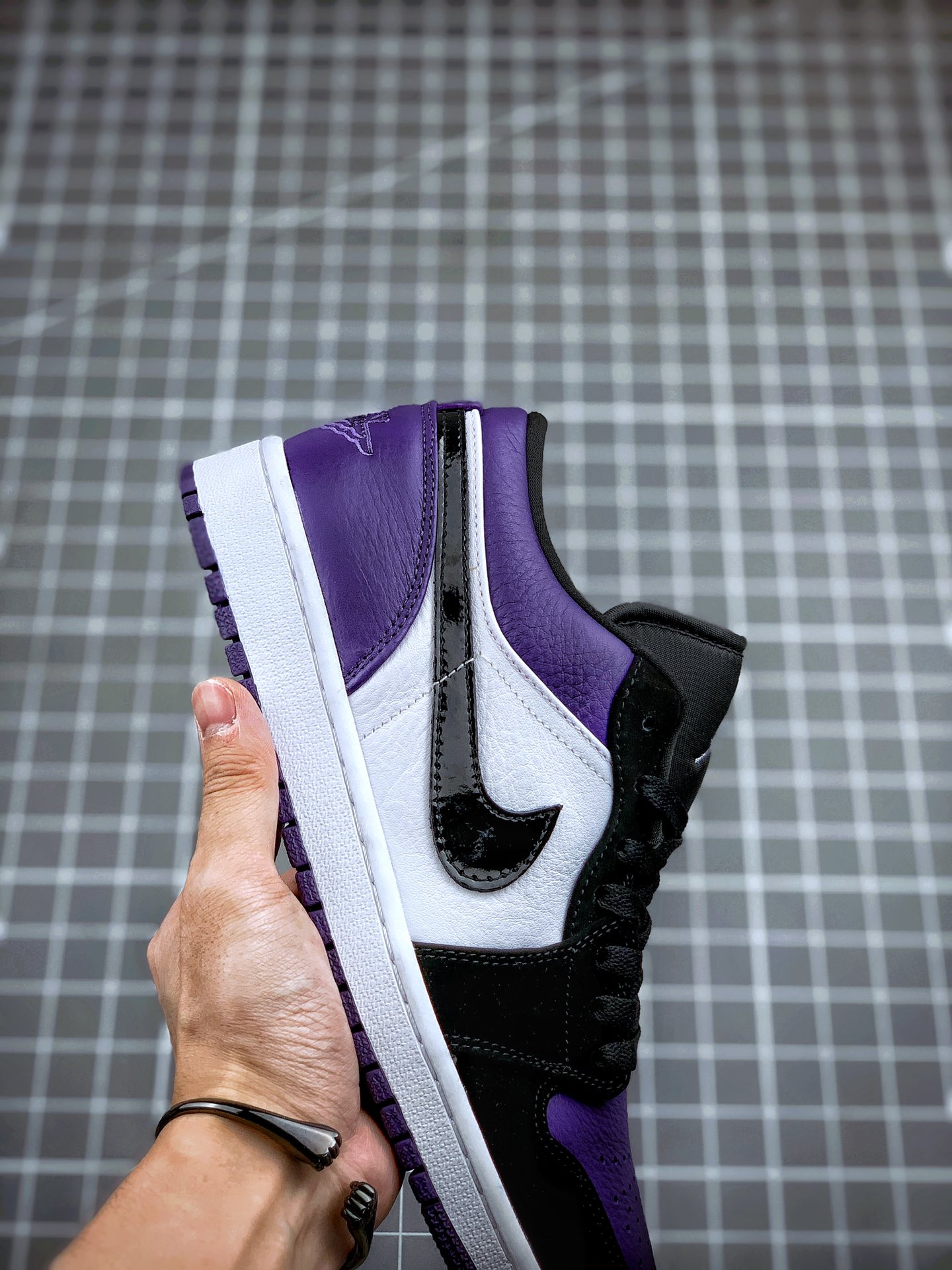 210 Air Jordan 1 Low 经典黑紫  553558-125