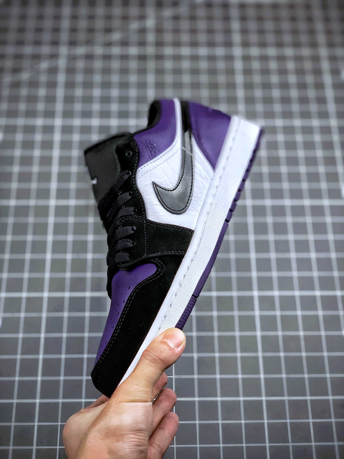 210 Air Jordan 1 Low 经典黑紫  553558-125