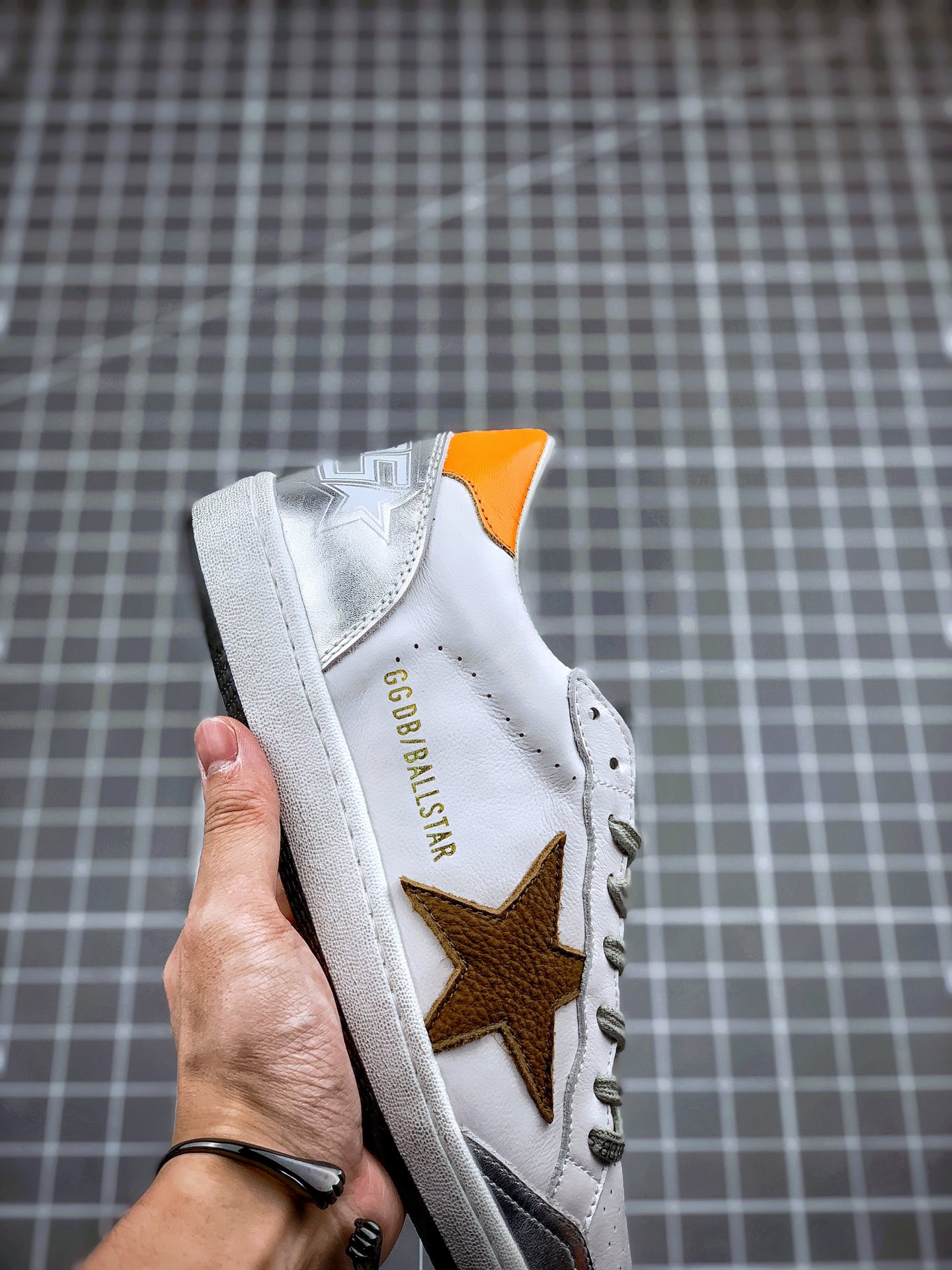 240 GGDB Golden Goose Super Star 系列小脏运动鞋 19ss官方新款 火爆全网各路明星纷纷上脚