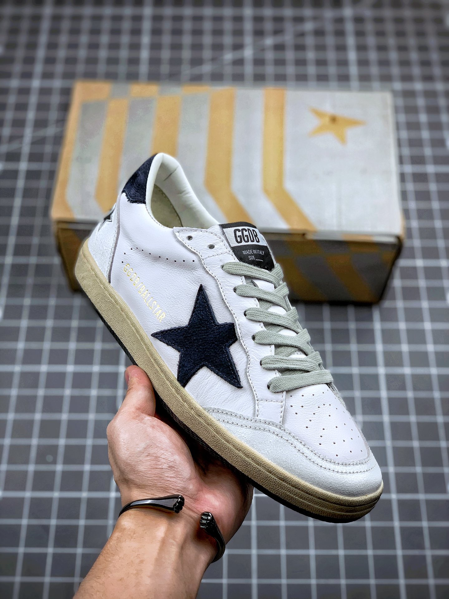 240 GGDB Golden Goose Super Star 系列小脏运动鞋 19ss官方新款