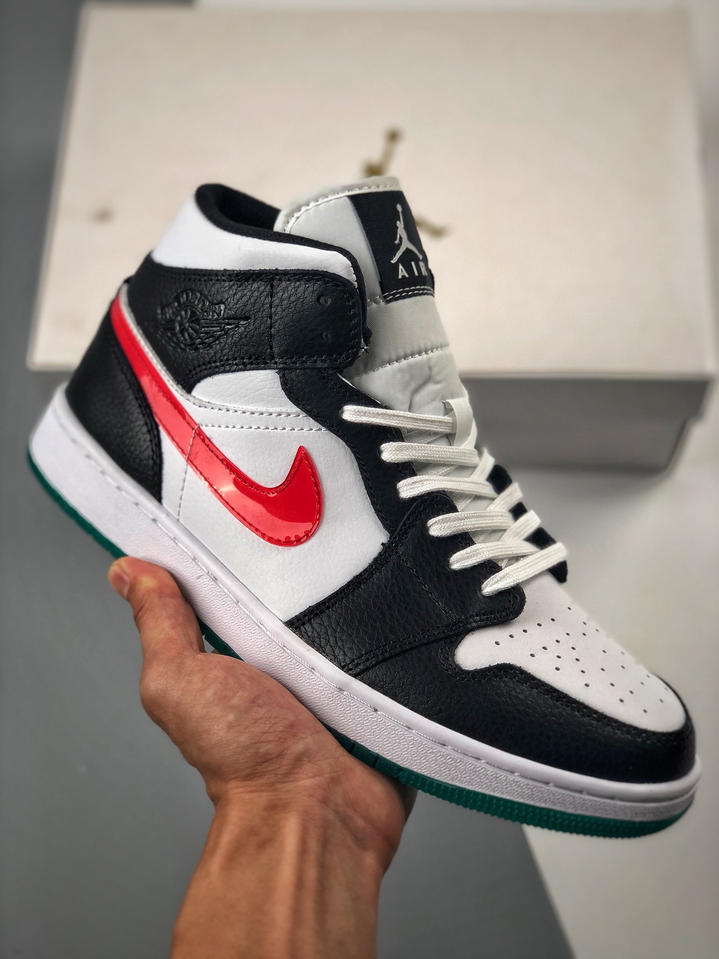 Apoyo contra reembolso Air Jordan 1 Mid Gancho de colores emparejado Canal original de fábrica, casi sin diferencia con…