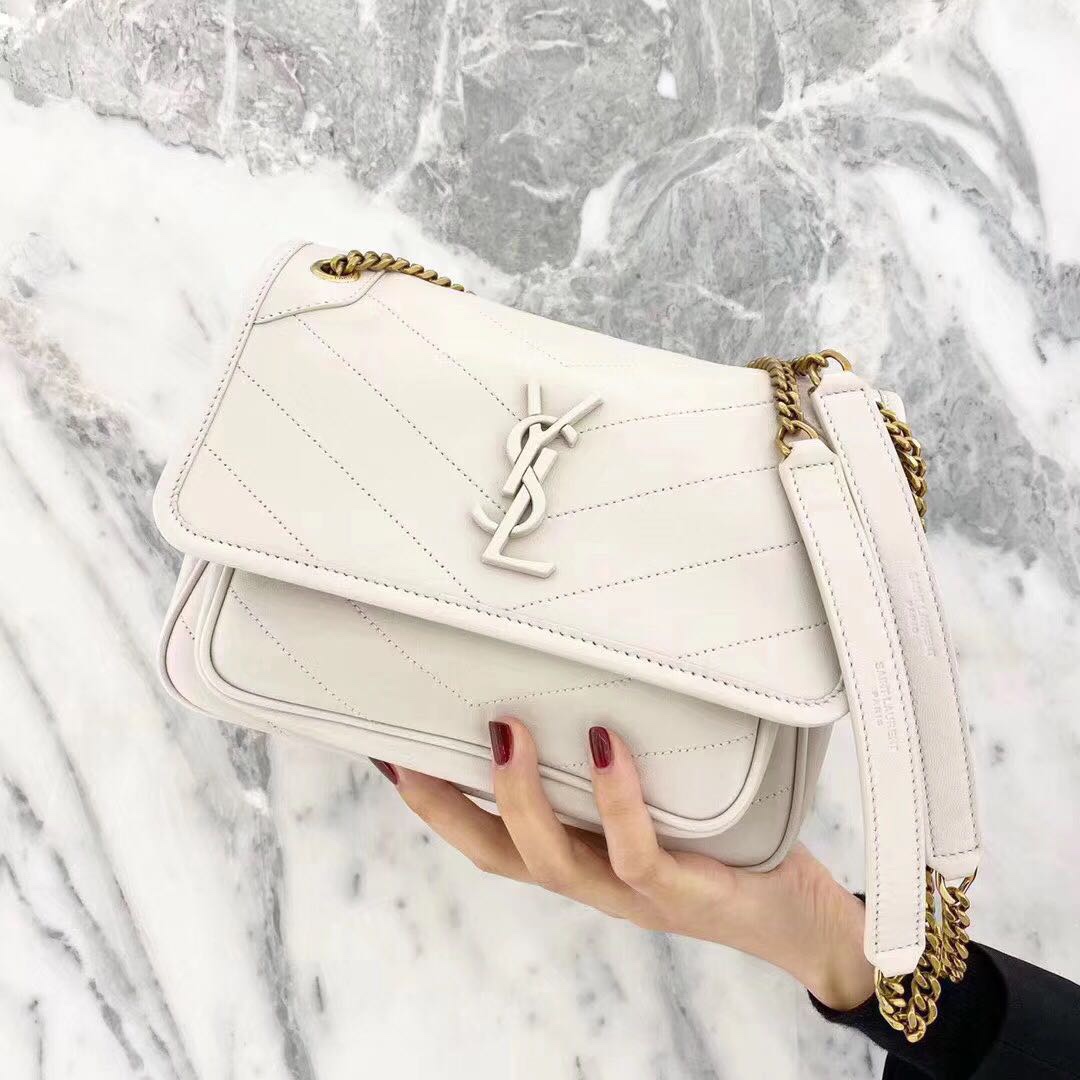 Saint laurent Ysl 𝑵𝒊𝒌𝒊 𝑳𝒂𝒎𝒃 22CM 小羊皮邮差包 533037/奶白色