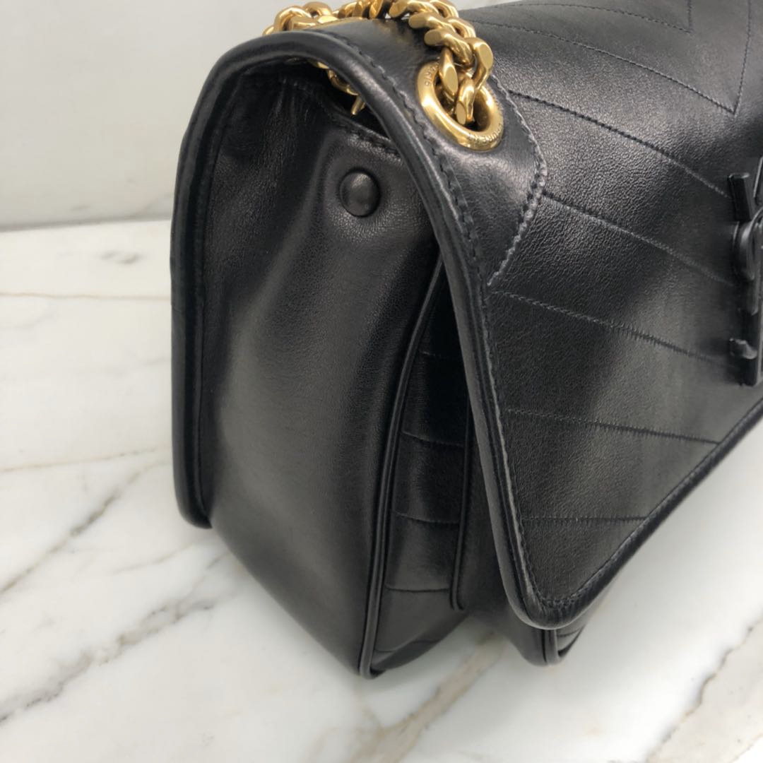 Saint laurent Ysl ๐ต๐๐๐ ๐ณ๐๐๐ 28CM ๅฐ็พ็ฎ้ฎๅทฎๅ
498894/้ป่ฒ