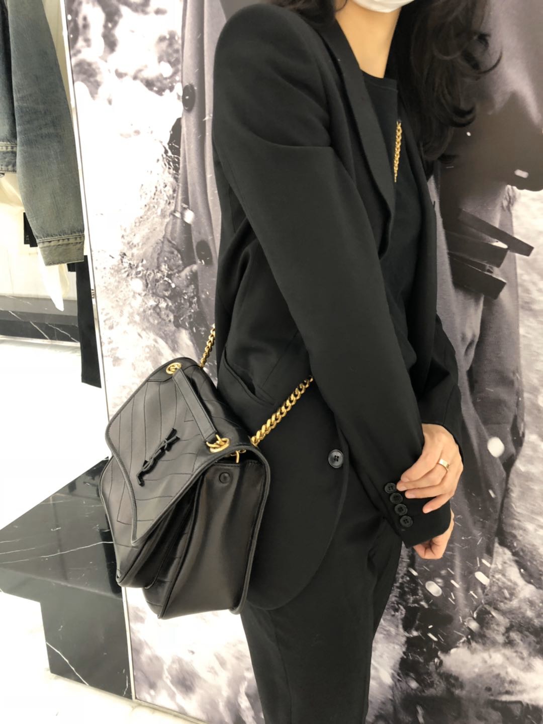 Saint laurent Ysl ๐ต๐๐๐ ๐ณ๐๐๐ 28CM ๅฐ็พ็ฎ้ฎๅทฎๅ
498894/้ป่ฒ