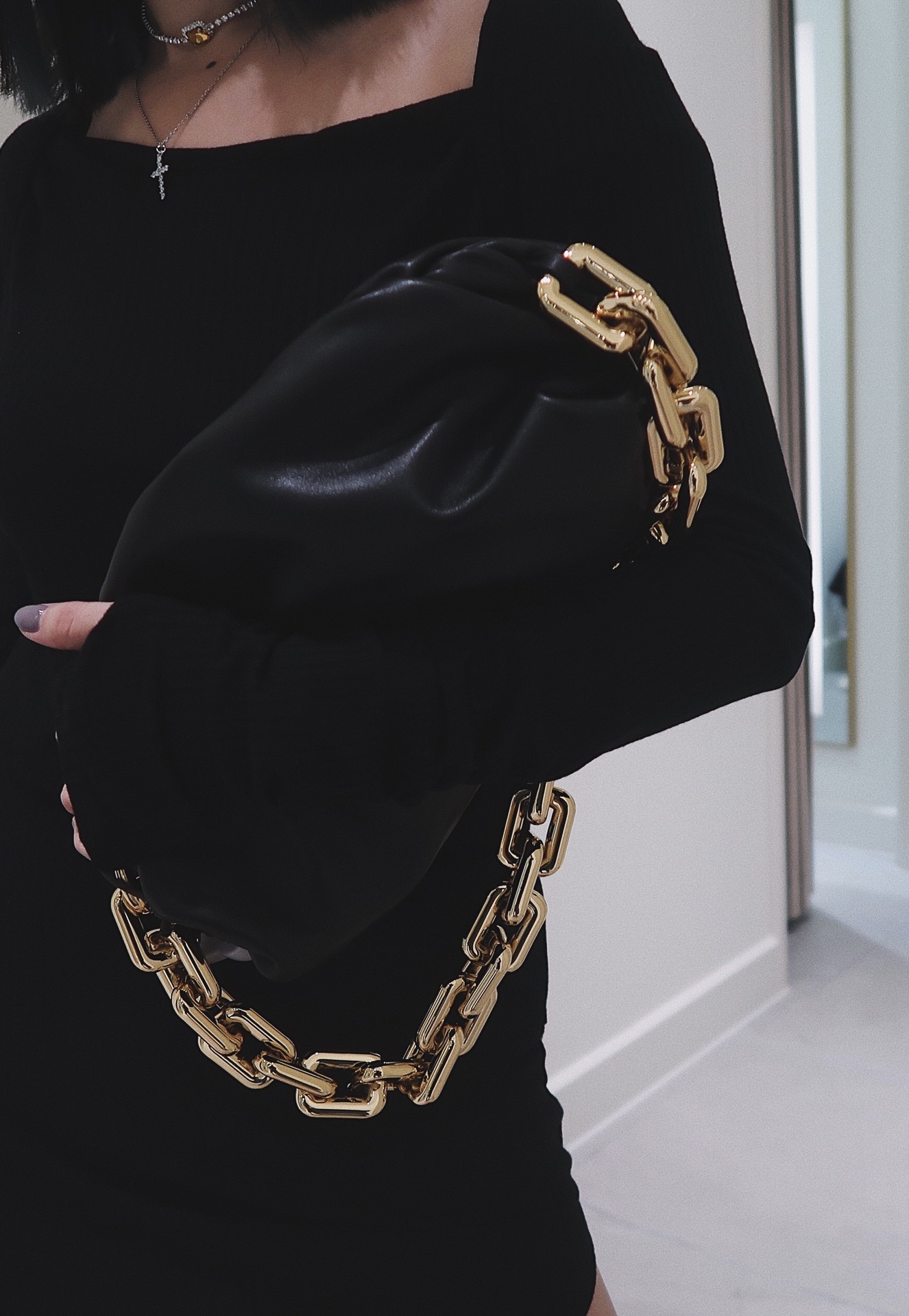 Bottega Veneta ๐๐๐ ๐พ๐๐ผ๐๐ ๐๐๐๐พ๐ 31CM BAG 620230้ป่ฒ/้้พ