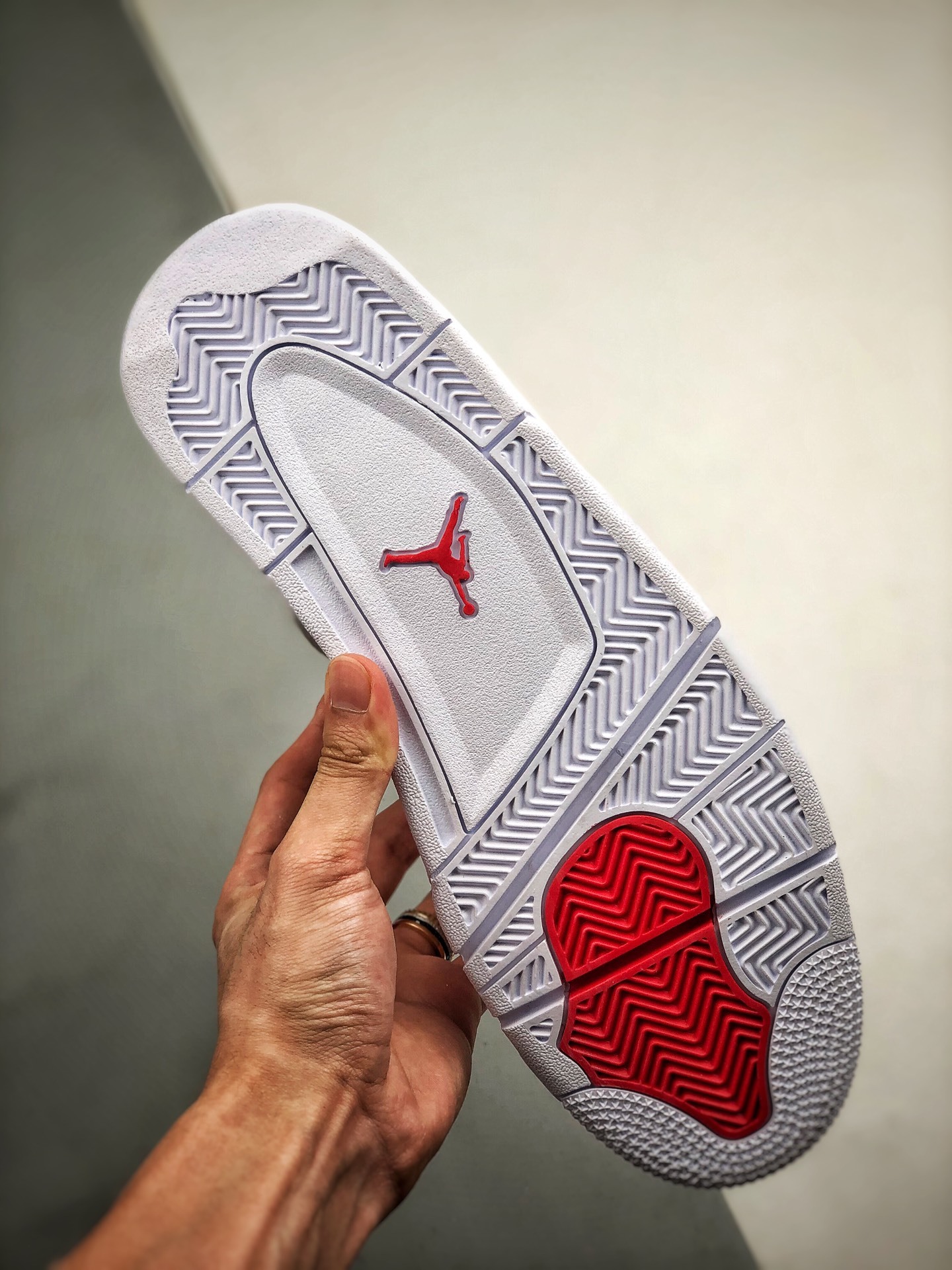 360 Air Jordan 4 “ Red Metallic” 金属红-莆田鞋,莆田鞋货源,高仿鞋,高仿鞋货源,安福档口,莆田高仿鞋,莆田鞋批发,高仿鞋批发,莆田高仿运动鞋,高仿运动鞋,莆田运动鞋 360 Air Jordan 4 “ Red Metallic” 金属红