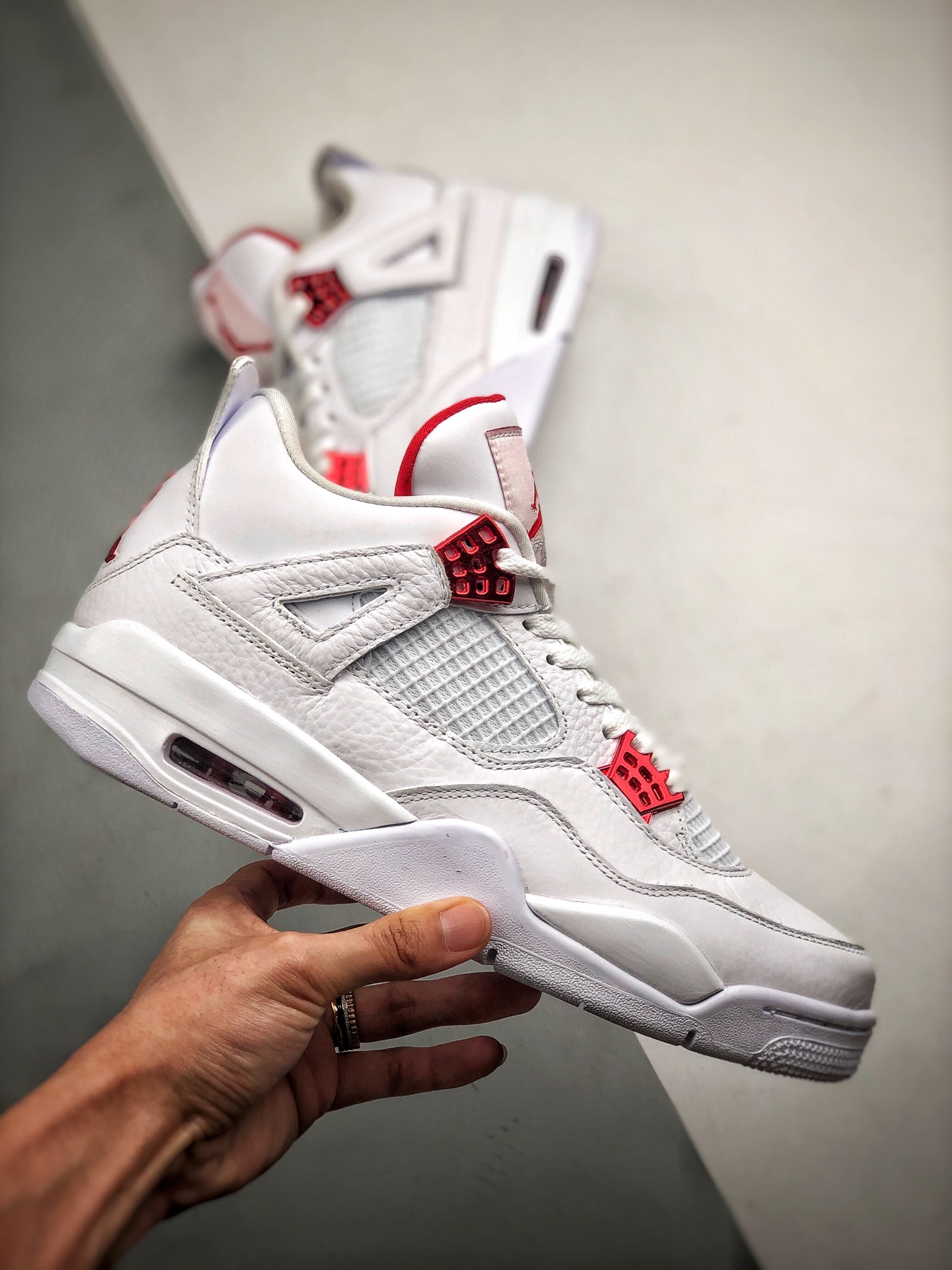 360 Air Jordan 4 “ Red Metallic” 金属红-莆田鞋,莆田鞋货源,高仿鞋,高仿鞋货源,安福档口,莆田高仿鞋,莆田鞋批发,高仿鞋批发,莆田高仿运动鞋,高仿运动鞋,莆田运动鞋 360 Air Jordan 4 “ Red Metallic” 金属红