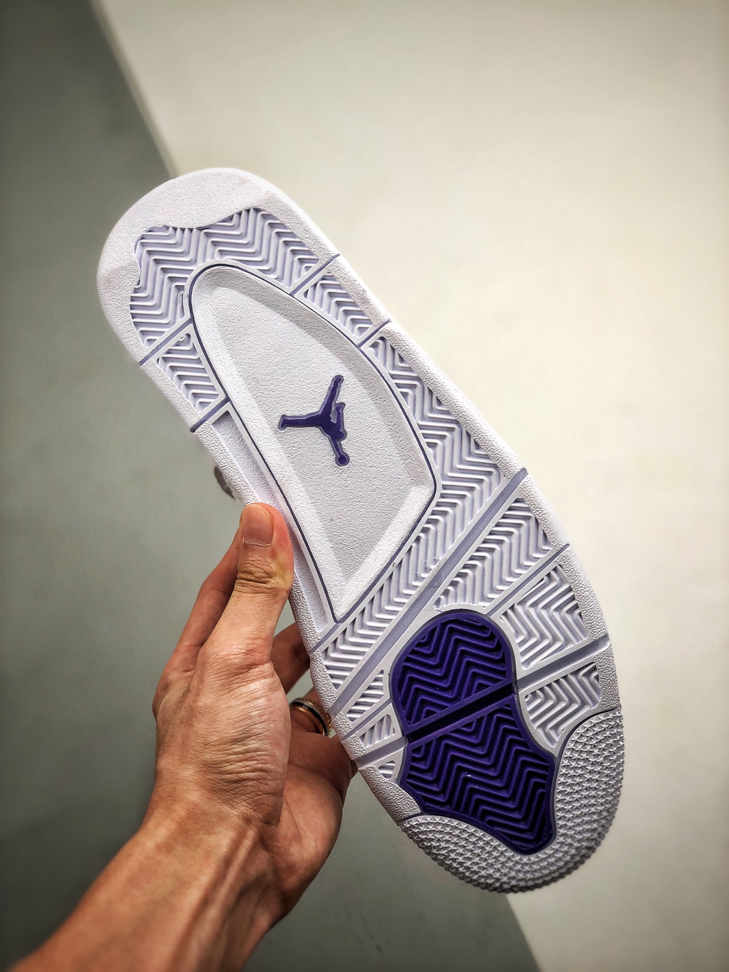 360 Air Jordan 4 “ Purple Metallic” 金属紫 原装头层