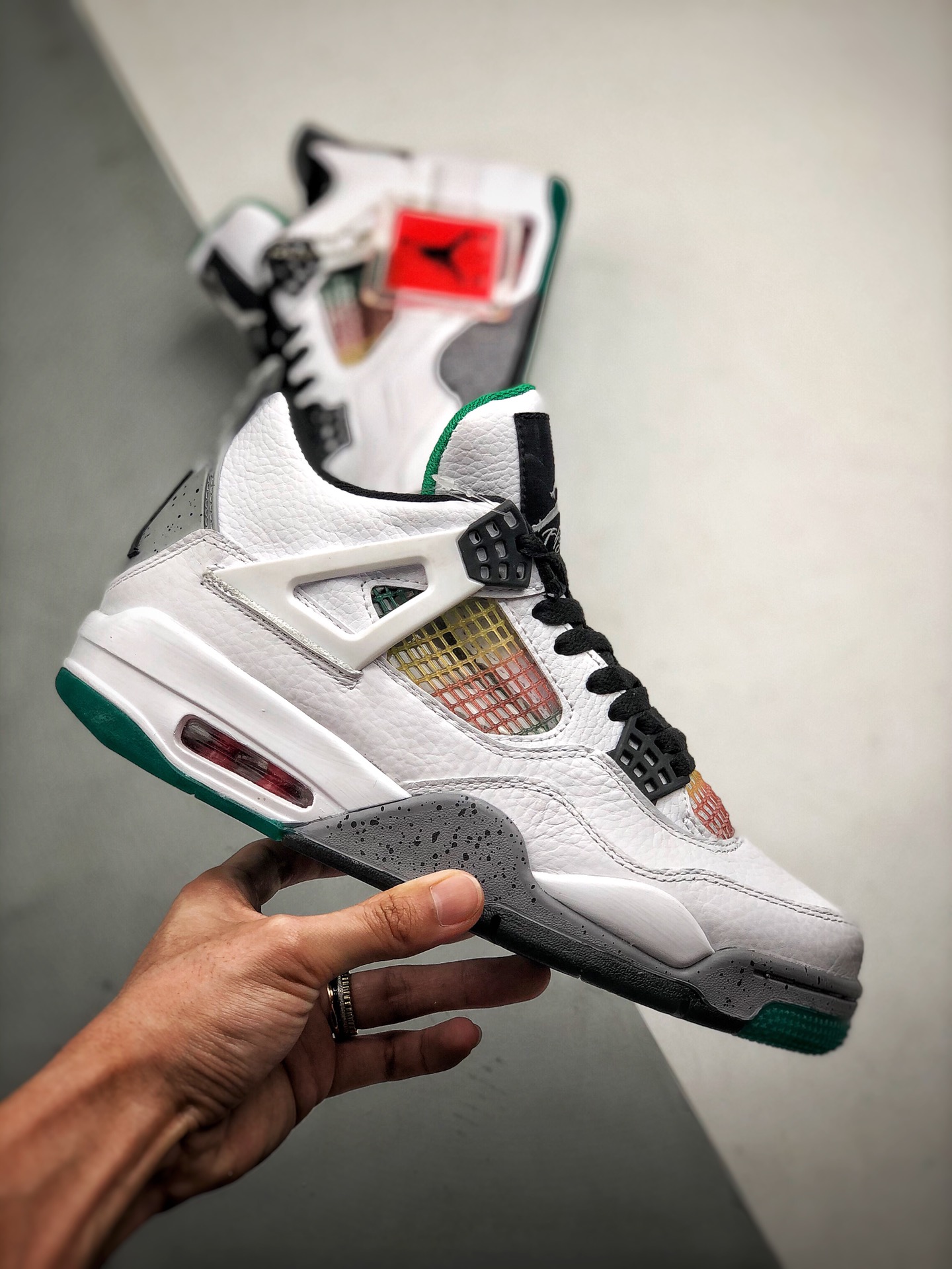 450 Air Jordan 4 “Mushroom”  白彩虹 货号：AQ9129-100