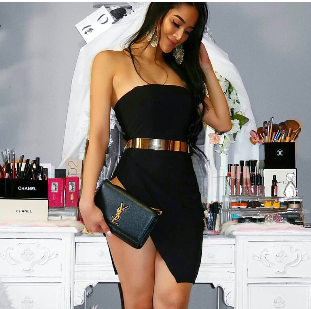 YSL ๐ฒ๐๐๐ ๐ฎ๐ฐ๐๐ ้ฑผๅญ้
ฑๆๆ้พๆกๅ
้ป่ฒ/้ๆฃ