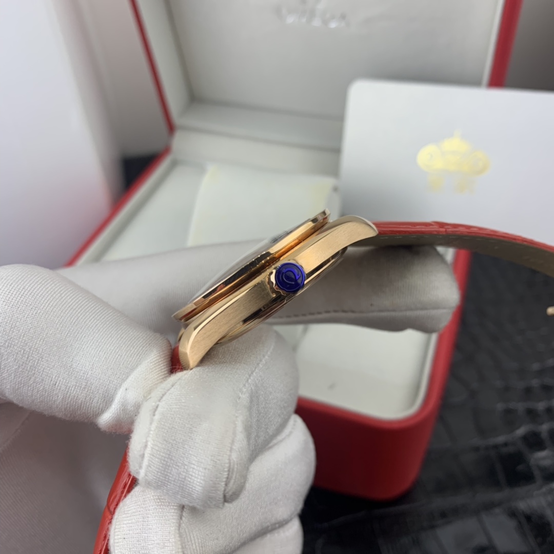 Omega 皇家 欧米茄海马系列女款腕表