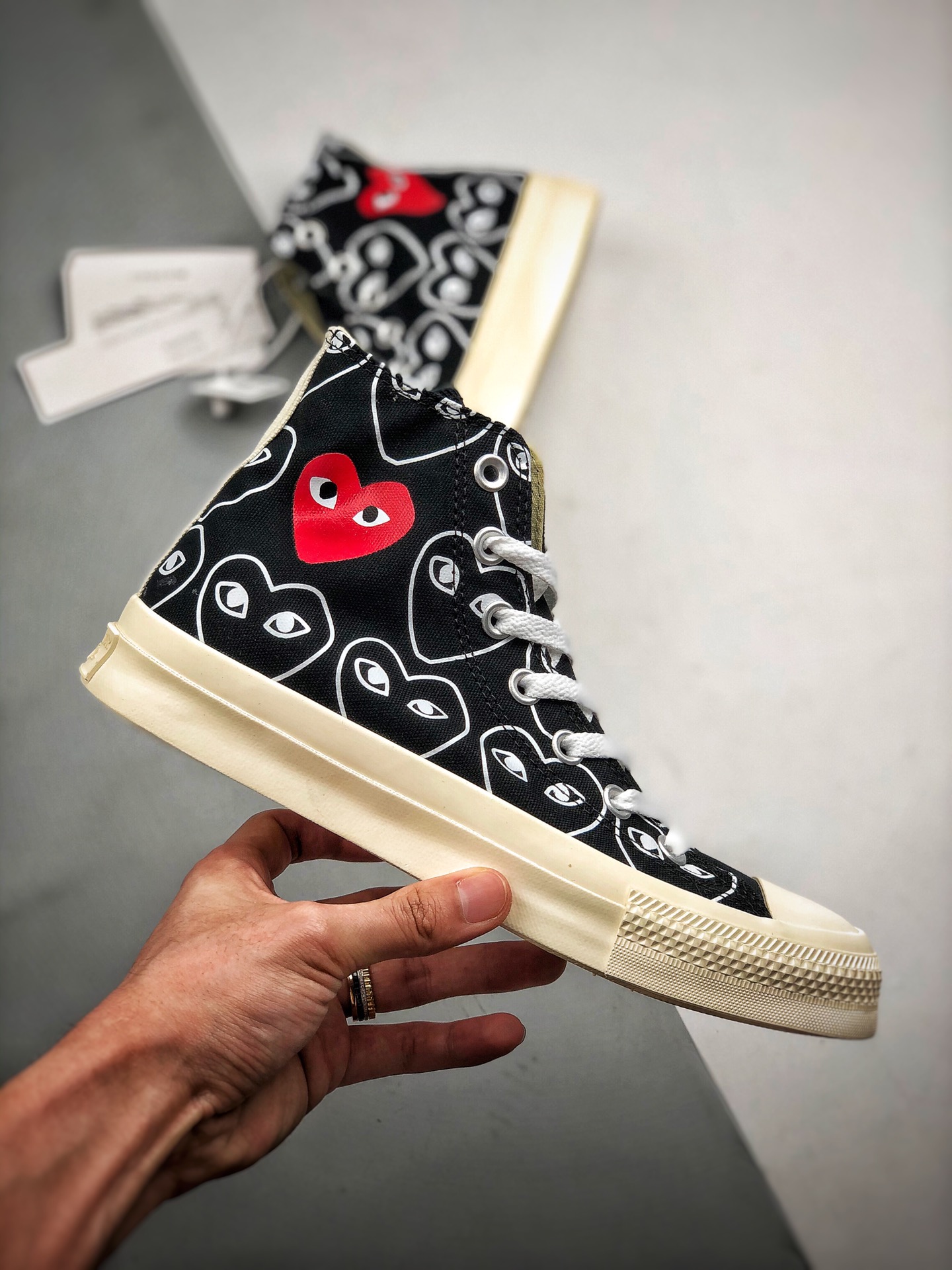 150 重磅推出 独家首发   PLAY COMME des GAR ONS x CONVERSE  携手打造的新款 Chuck Taylor